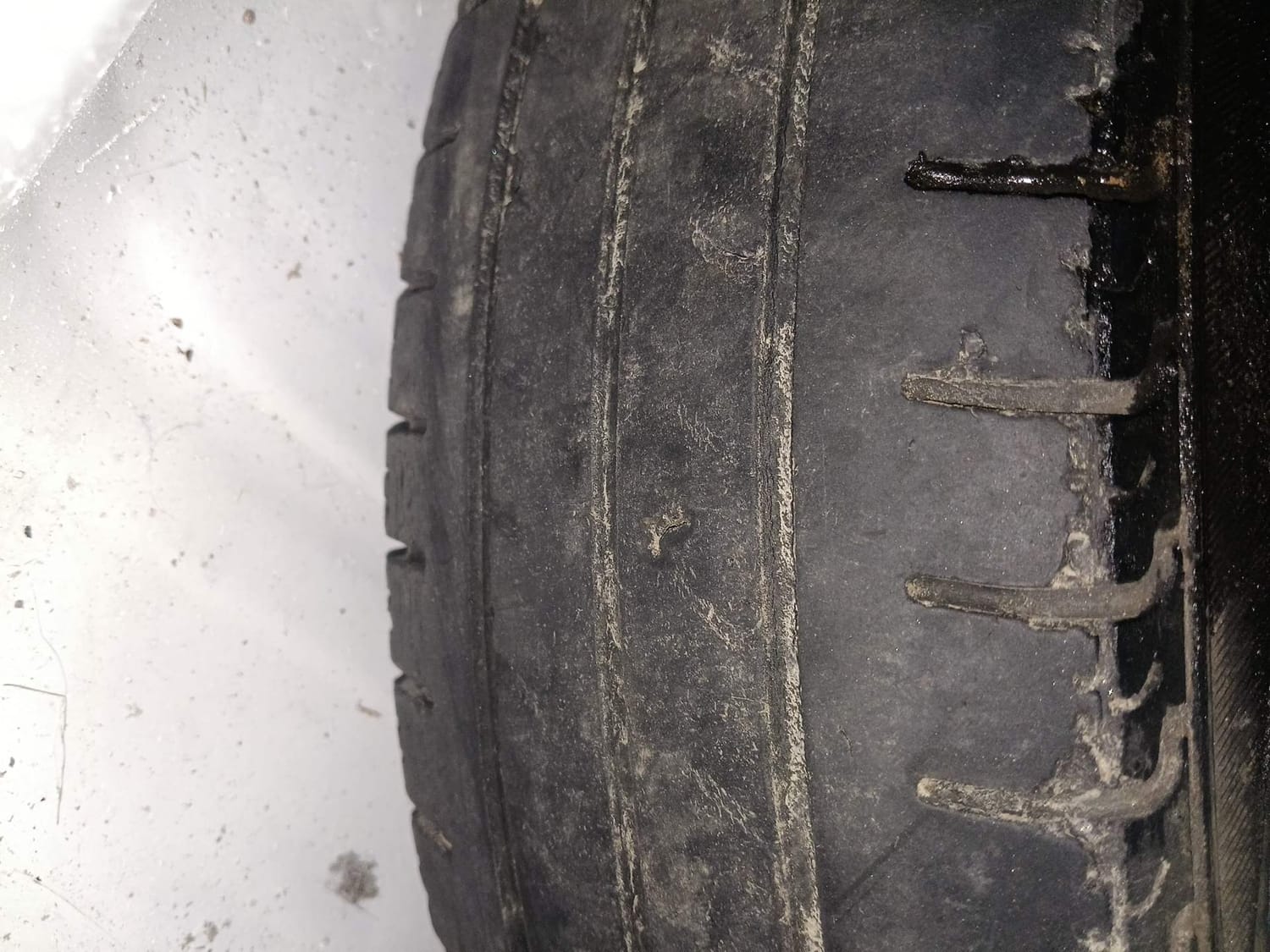Used 2015 Renault Kwid RXL Petrol Manual tyres SPARE TYRE VIEW