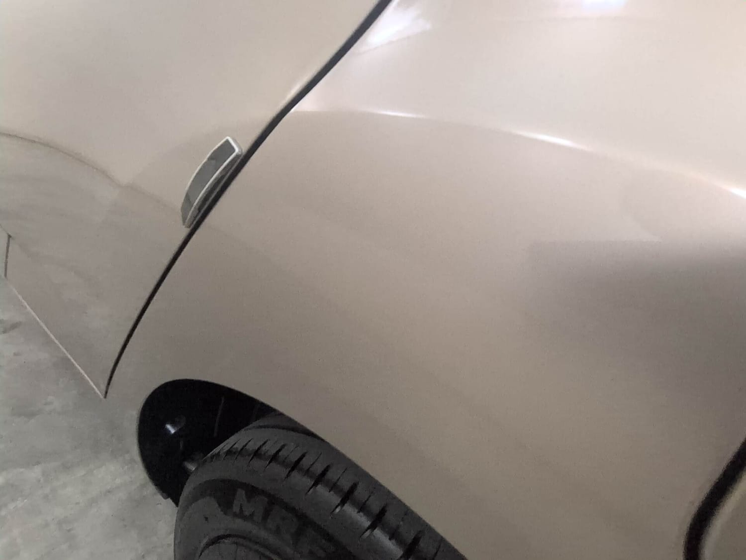 Used 2025 Tata Altroz Creative Petrol 5AMT Petrol Automatic dents MINOR SCRATCH