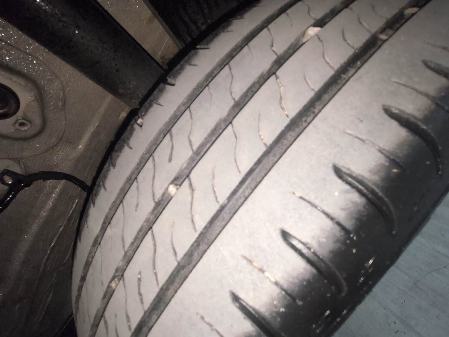 Used 2025 Tata Altroz Creative Petrol 5AMT Petrol Automatic tyres LEFT REAR TYRE TREAD VIEW
