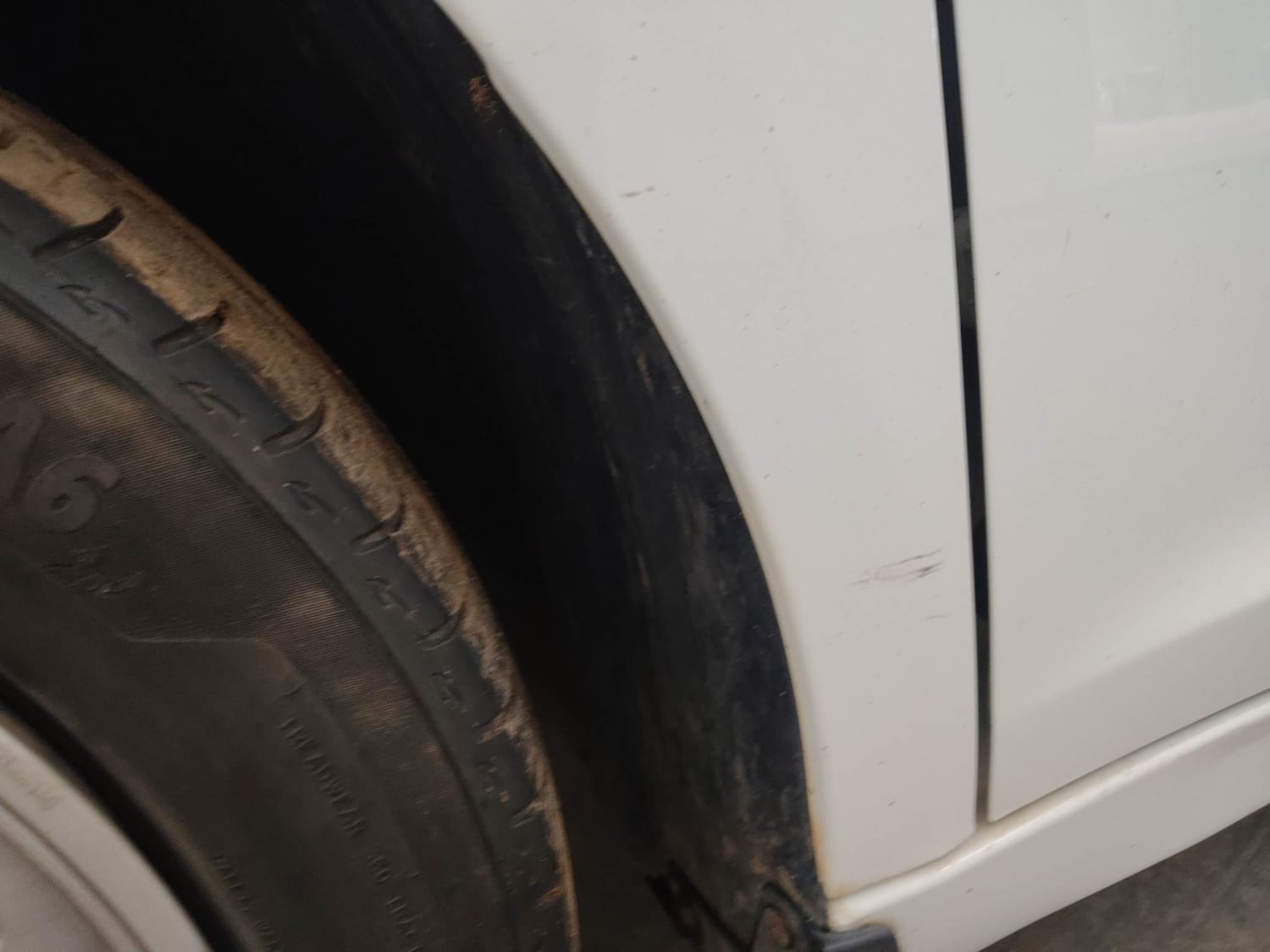 Used 2023 Tata Altroz XM Plus (S) Petrol Manual dents MINOR SCRATCH
