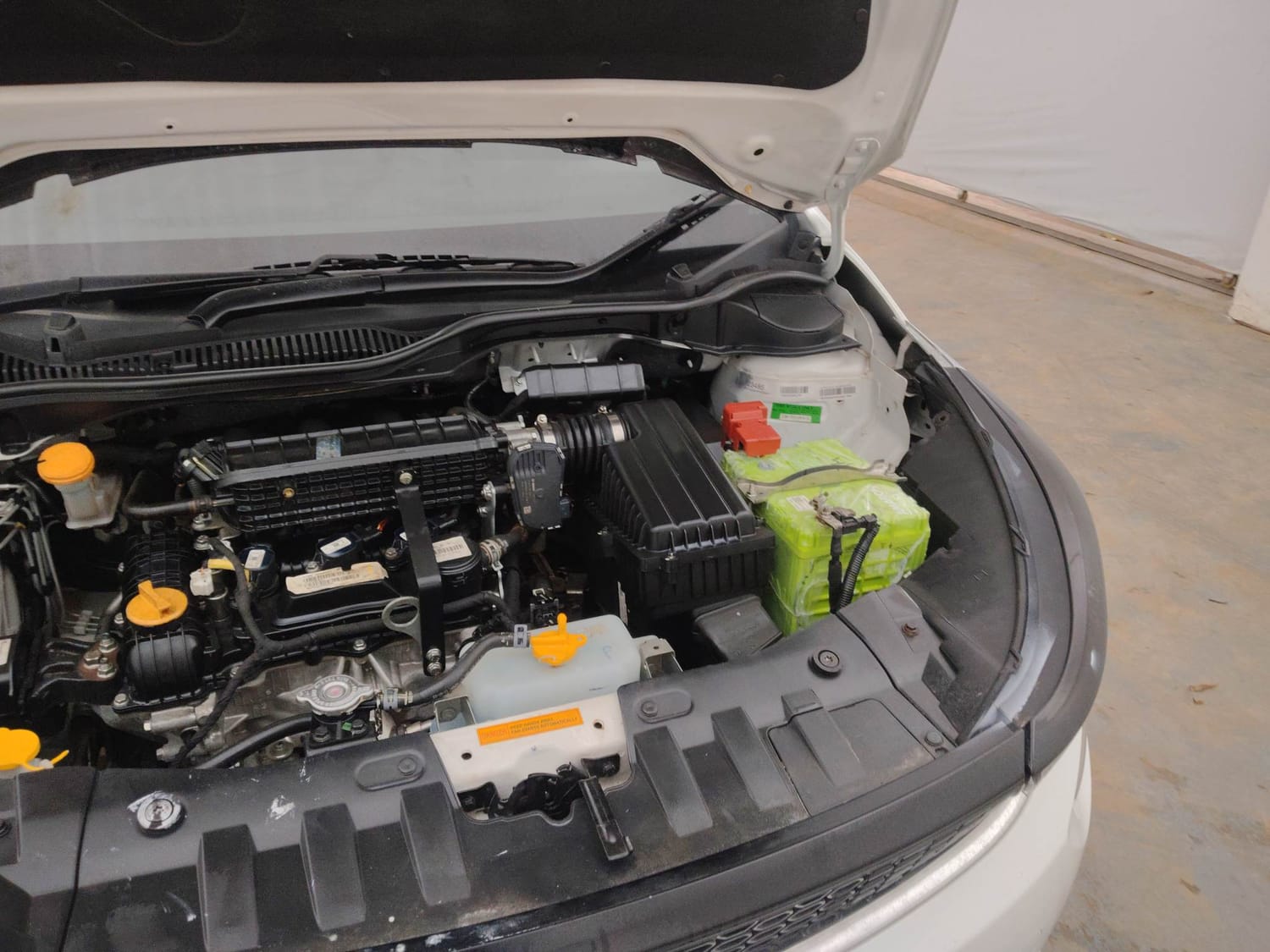 Used 2023 Tata Altroz XM Plus (S) Petrol Manual engine ENGINE LEFT SIDE VIEW