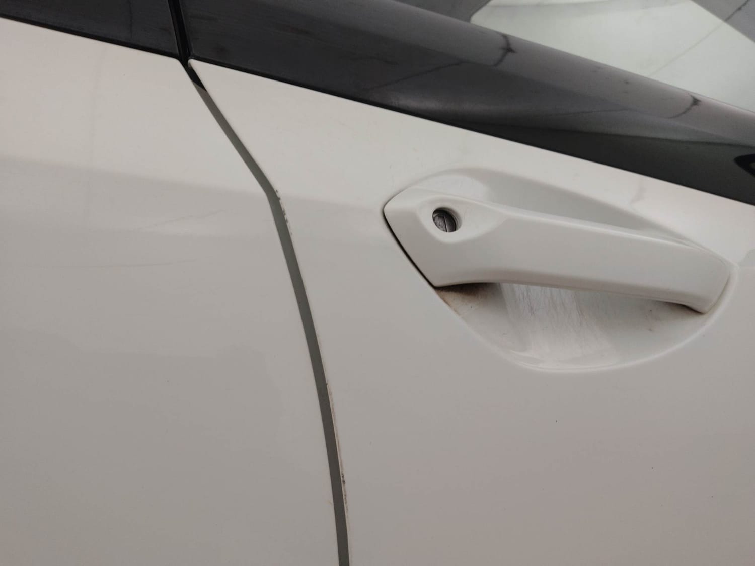 Used 2023 Tata Altroz XM Plus (S) Petrol Manual dents MINOR SCRATCH