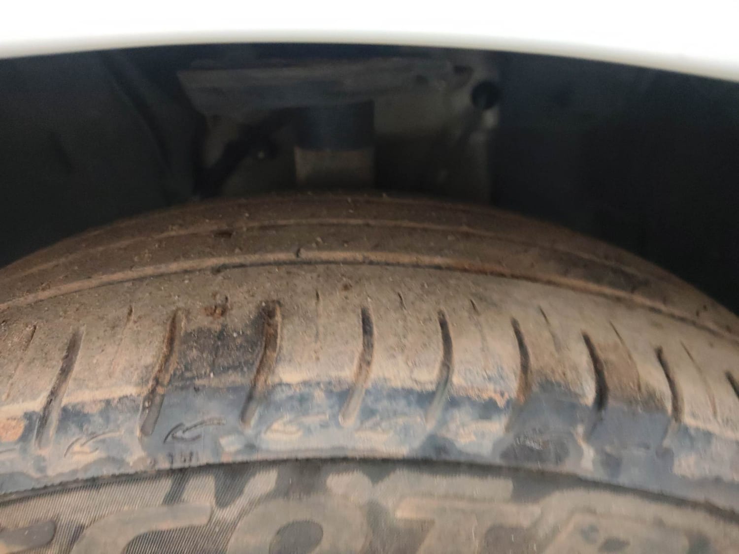 Used 2023 Tata Altroz XM Plus (S) Petrol Manual tyres LEFT FRONT TYRE TREAD VIEW