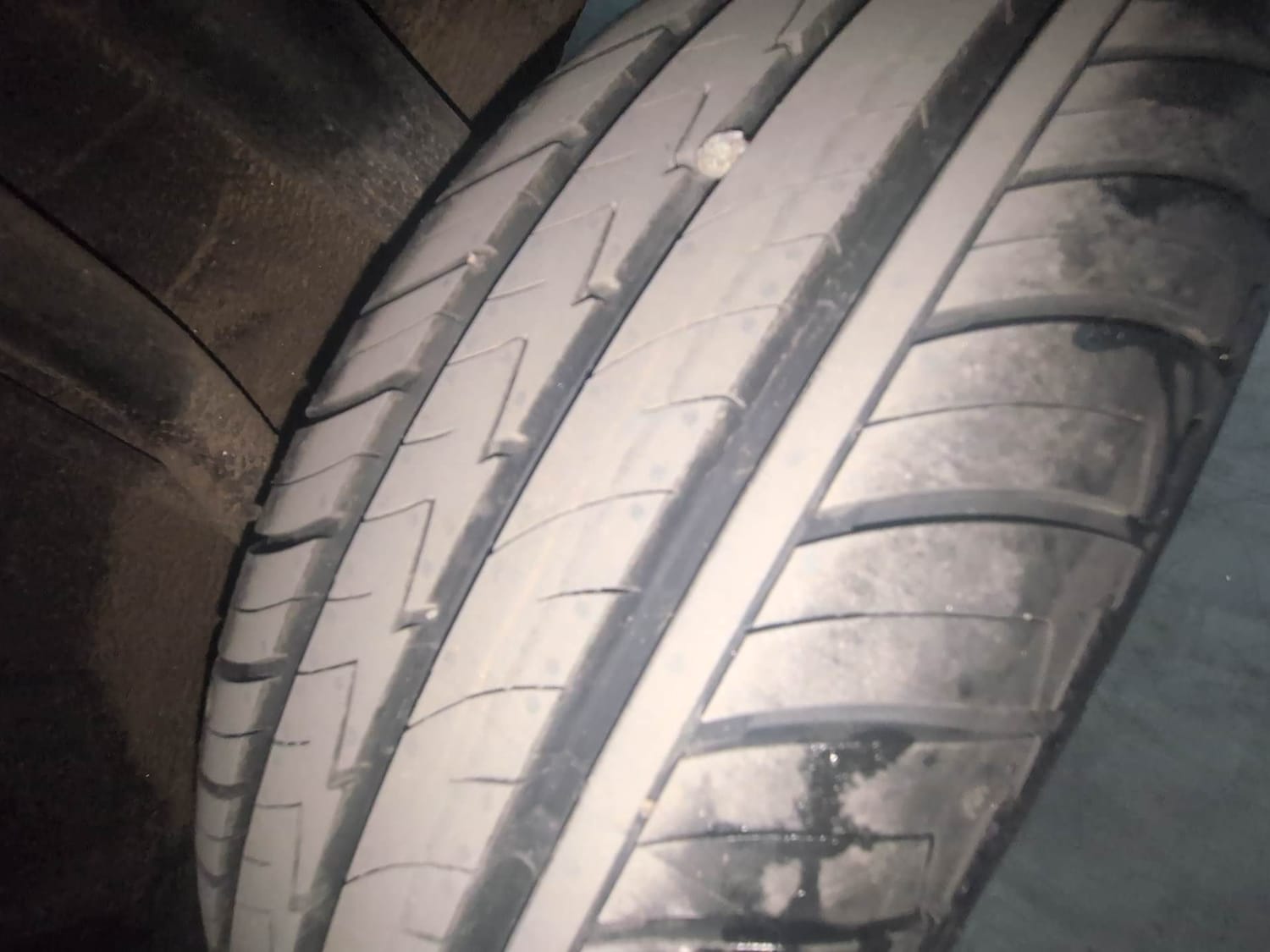 Used 2023 Honda Amaze VX 1.2 Petrol CVT Petrol Automatic tyres LEFT REAR TYRE TREAD VIEW