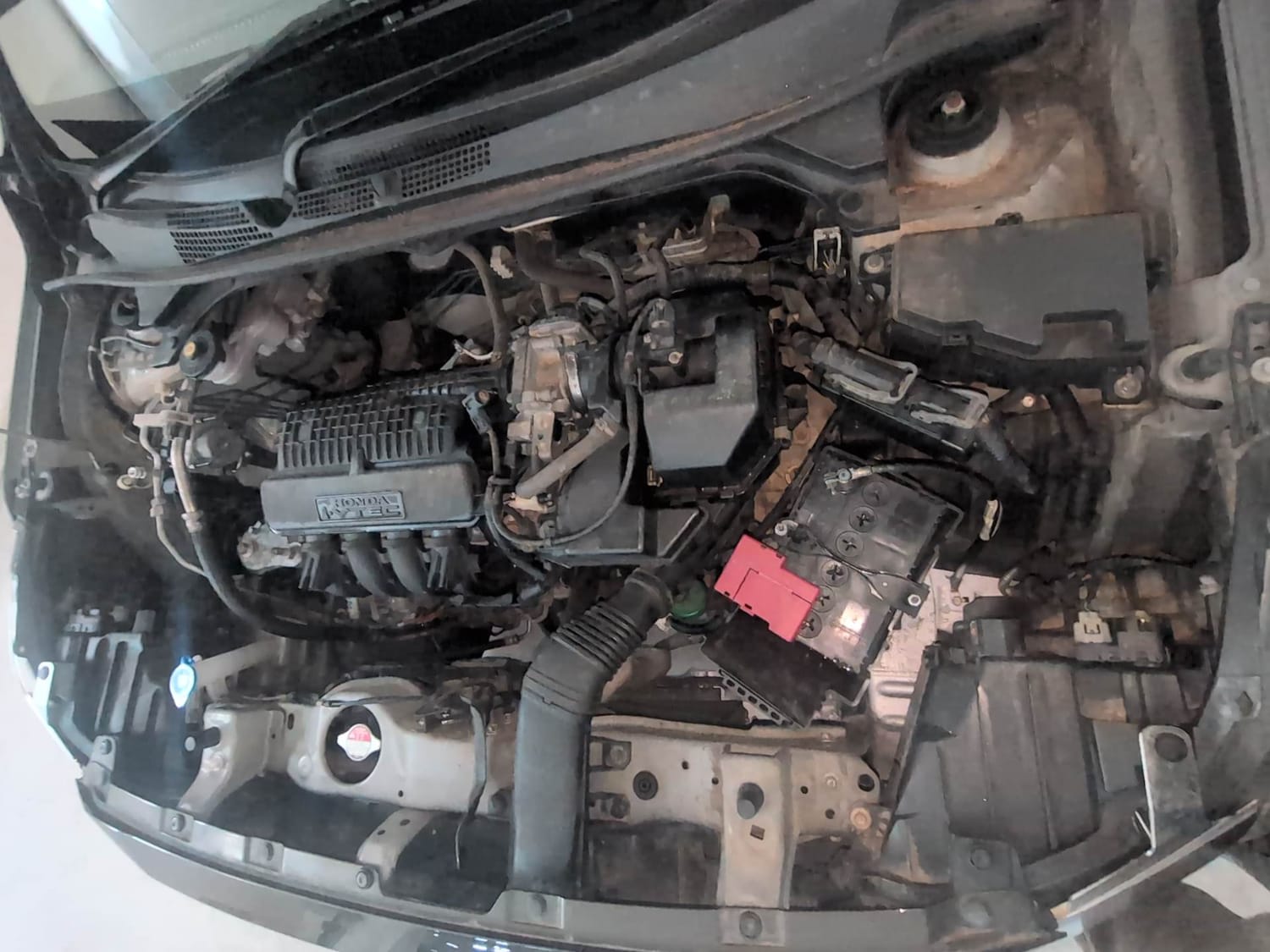 Used 2023 Honda Amaze VX 1.2 Petrol CVT Petrol Automatic engine ENGINE LEFT SIDE VIEW