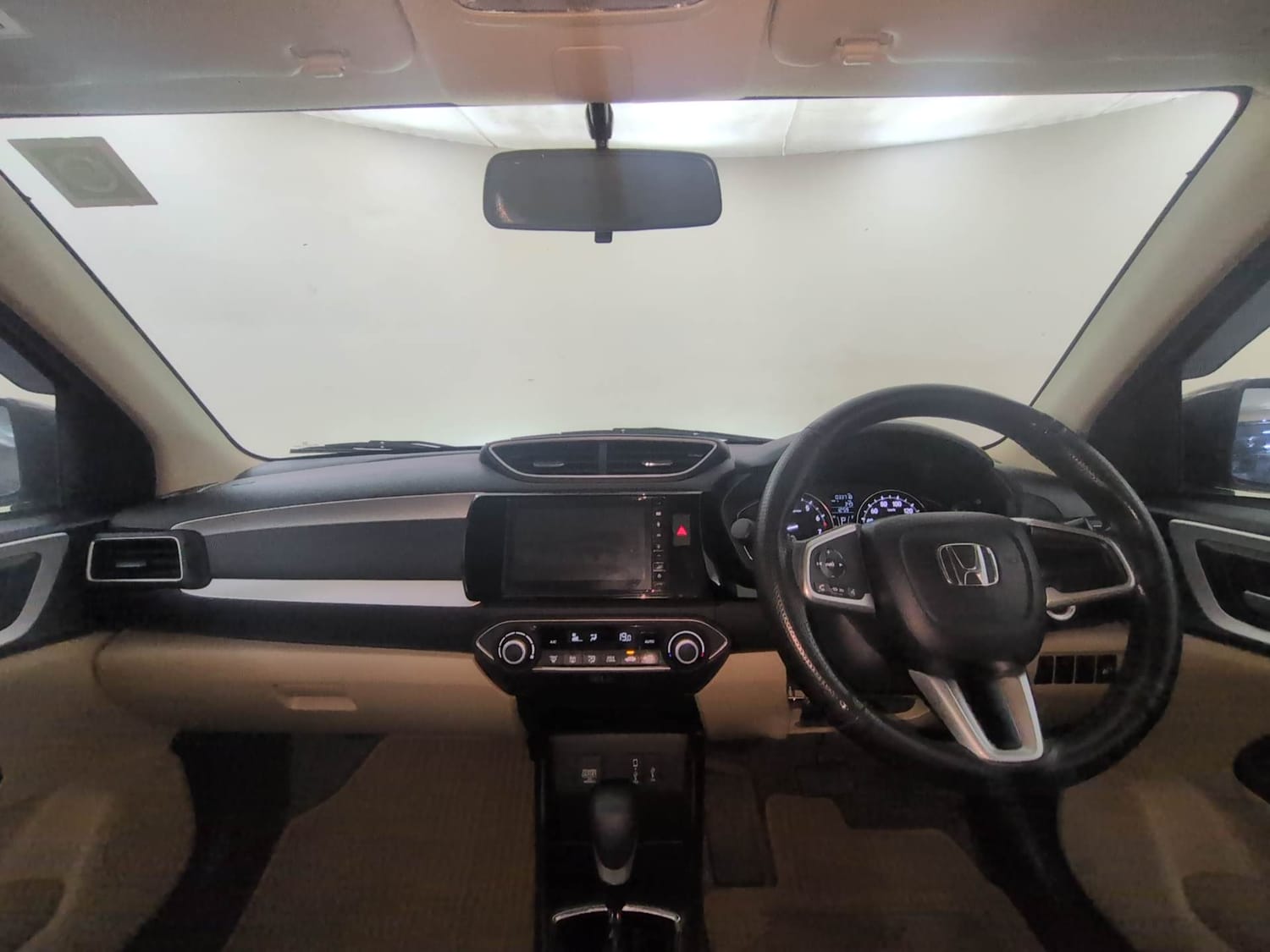 Used 2023 Honda Amaze VX 1.2 Petrol CVT Petrol Automatic interior DASHBOARD VIEW