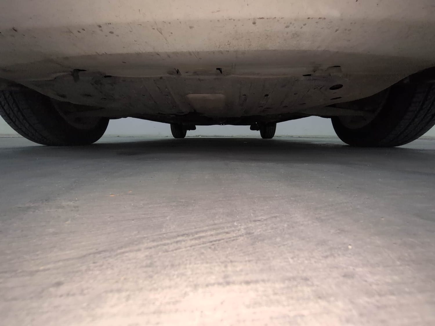 Used 2016 Honda Amaze 1.5 VX i-DTEC Diesel Manual extra FRONT LEFT UNDERBODY VIEW