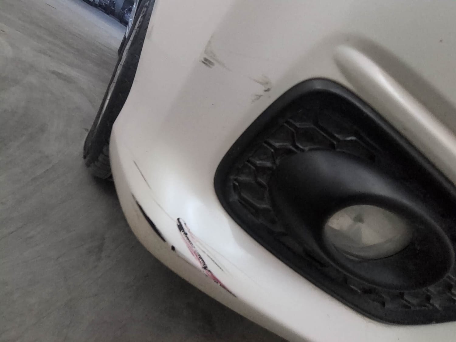 Used 2016 Honda Amaze 1.5 VX i-DTEC Diesel Manual dents MINOR SCRATCH