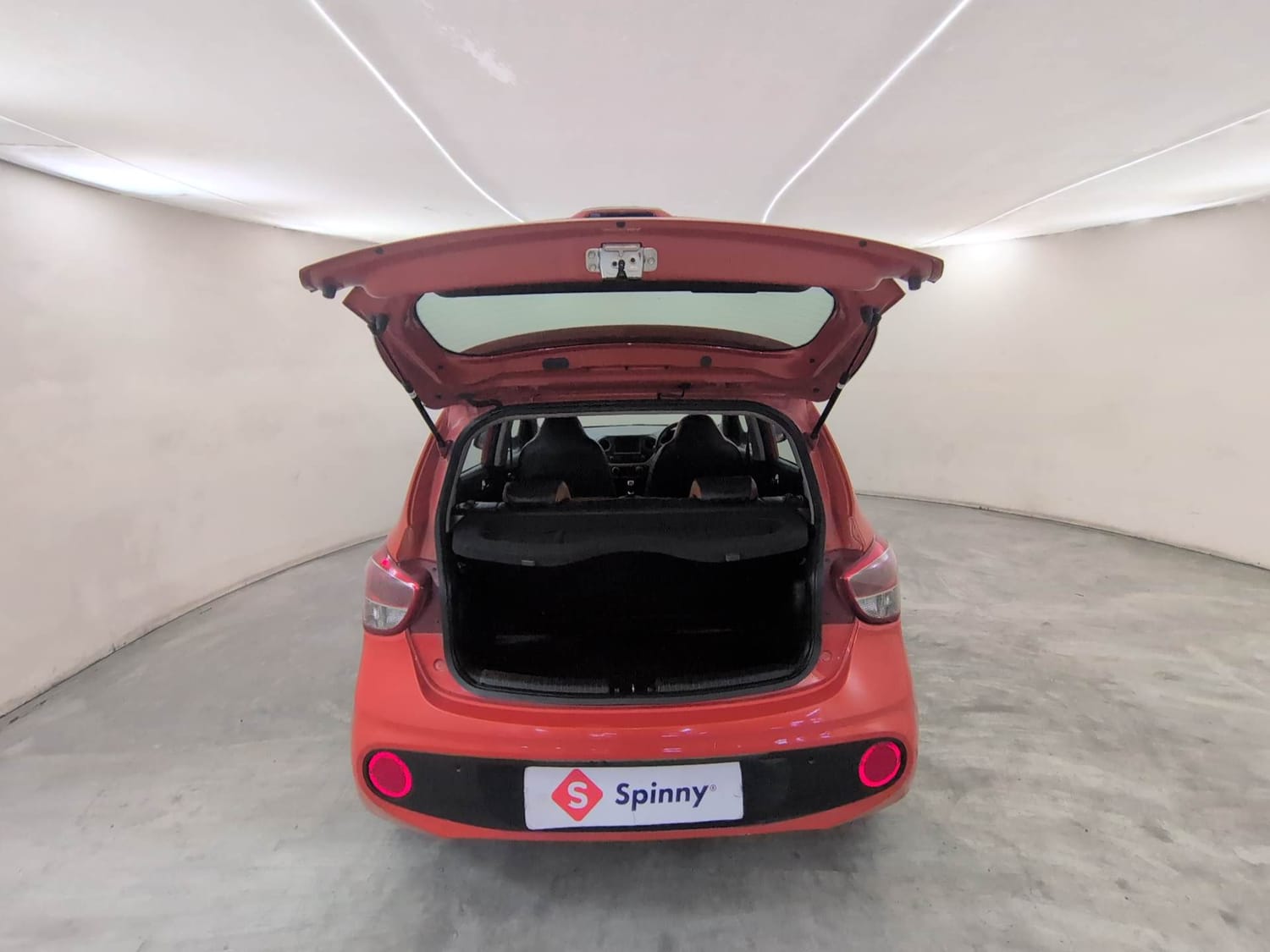 Used 2018 Hyundai Grand i10 Asta 1.2 Kappa VTVT Petrol Manual interior DICKY DOOR OPEN VIEW
