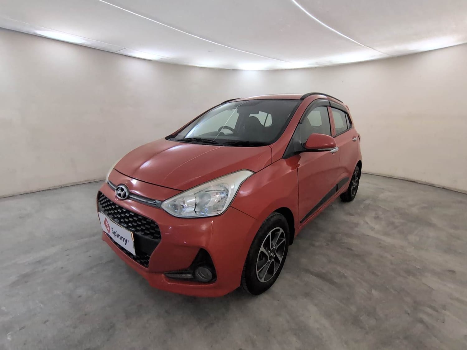 Used 2018 Hyundai Grand i10 Asta 1.2 Kappa VTVT Petrol Manual exterior LEFT FRONT CORNER VIEW