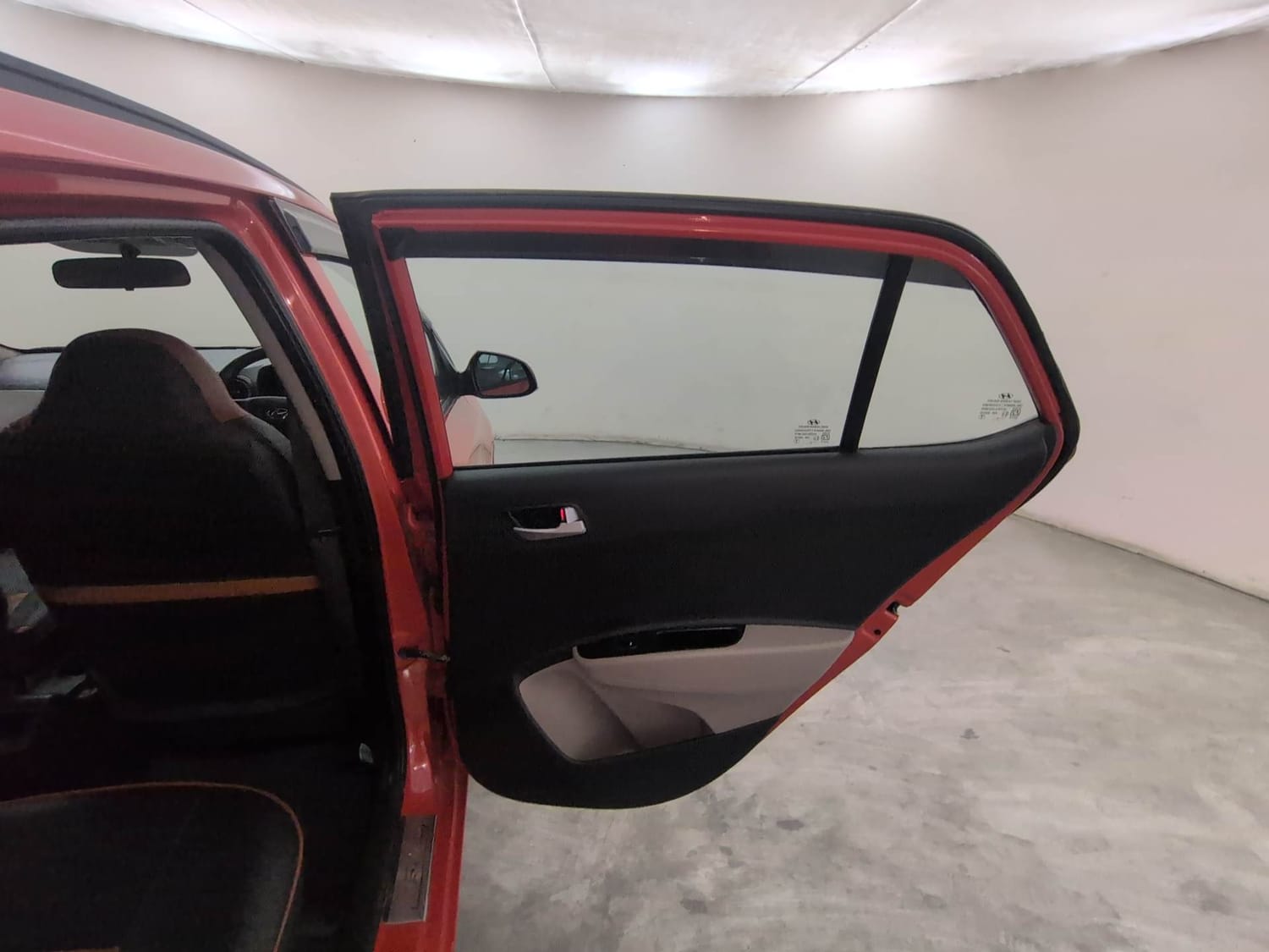 Used 2018 Hyundai Grand i10 Asta 1.2 Kappa VTVT Petrol Manual interior RIGHT REAR DOOR OPEN VIEW