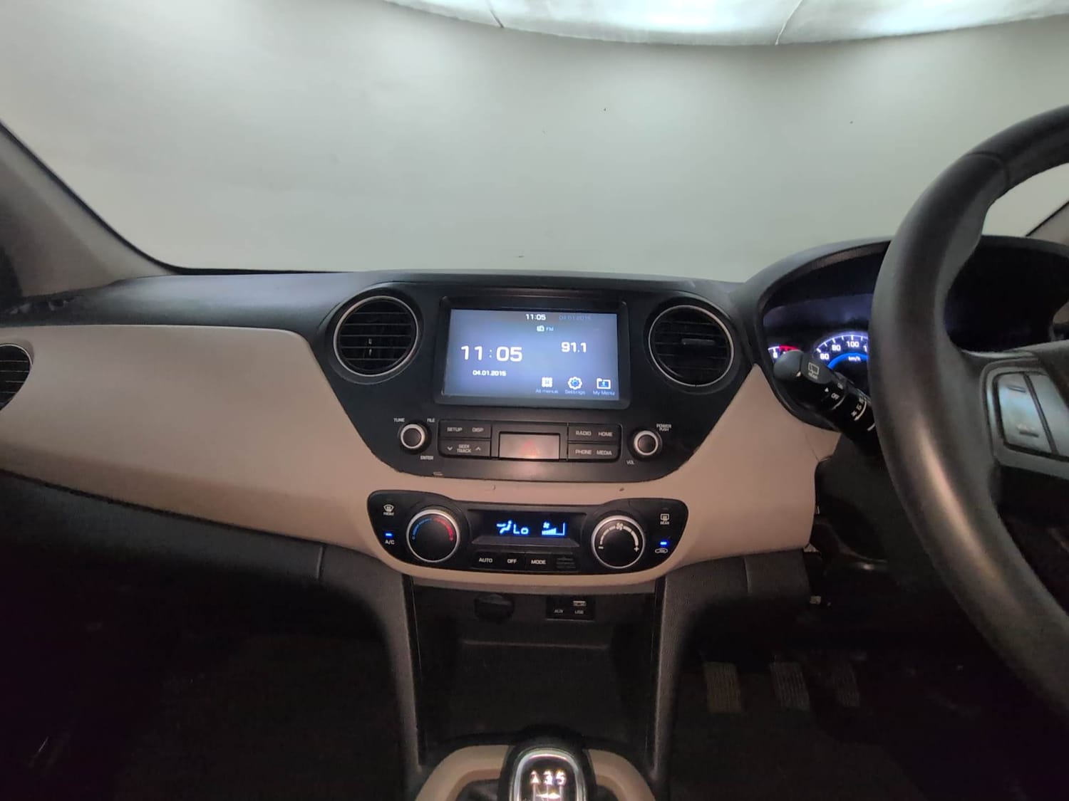 Used 2018 Hyundai Grand i10 Asta 1.2 Kappa VTVT Petrol Manual interior MUSIC SYSTEM & AC CONTROL VIEW