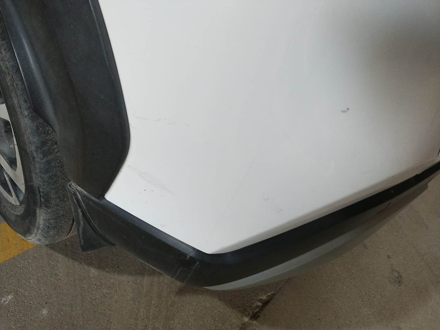 Used 2021 Nissan Magnite XV Premium Turbo Petrol Manual dents MINOR SCRATCH