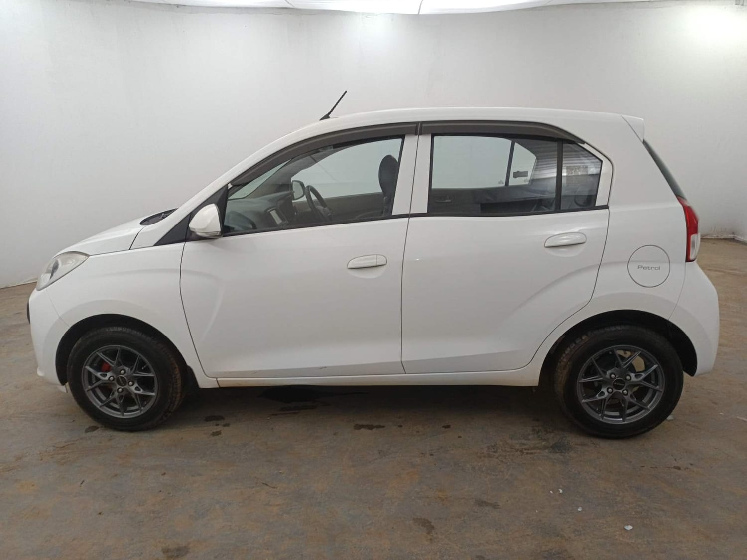 Used 2019 Hyundai Santro Sportz Petrol Manual exterior LEFT SIDE VIEW