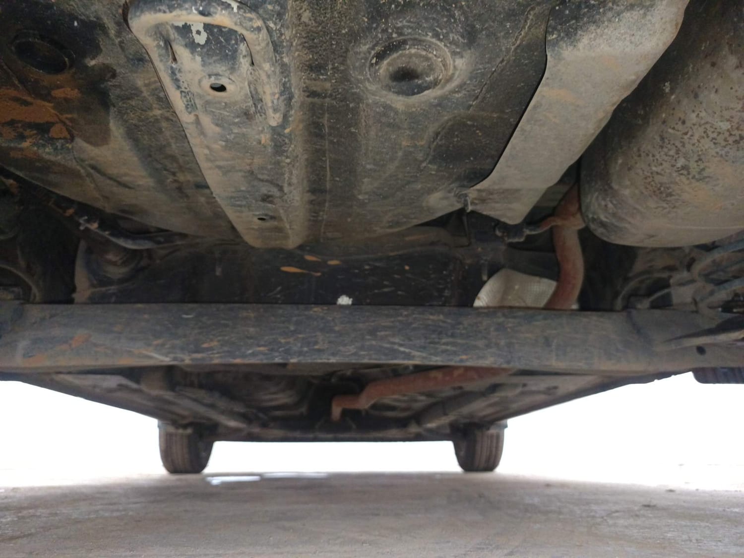 Used 2019 Hyundai Santro Sportz Petrol Manual extra REAR UNDERBODY VIEW (TAKEN FROM REAR)