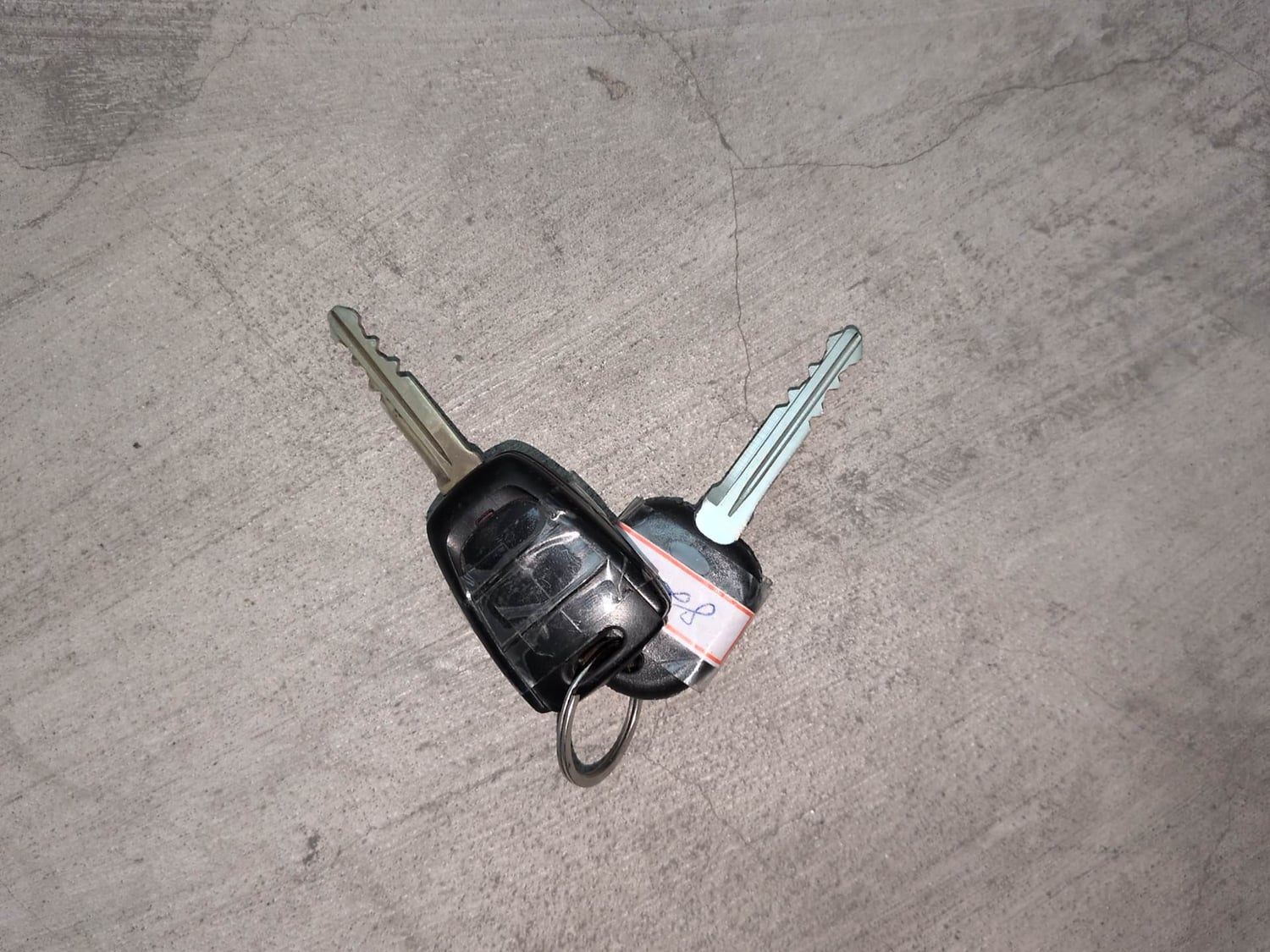 Used 2019 Hyundai Xcent S Petrol Manual extra CAR KEY VIEW