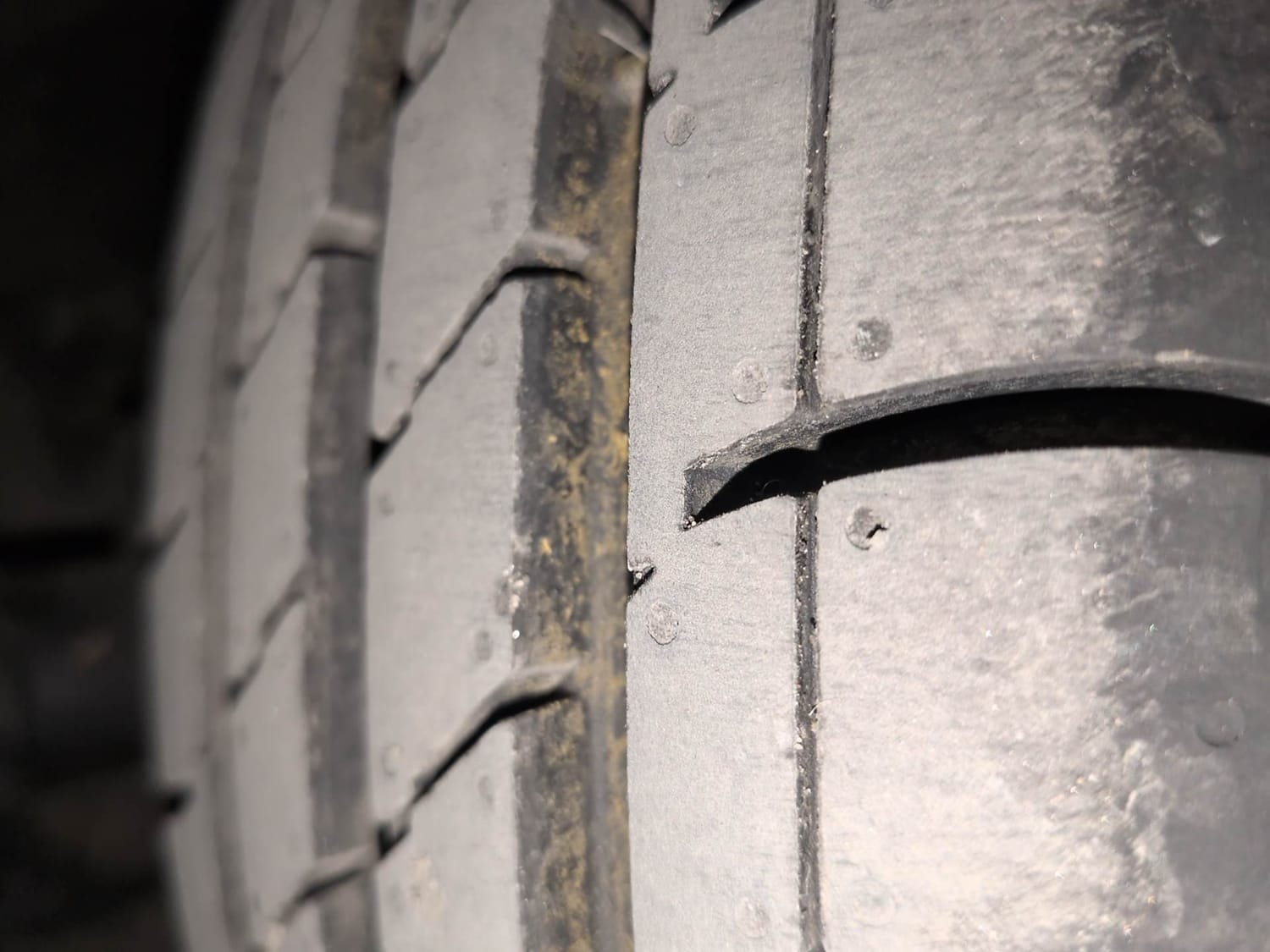 Used 2019 Hyundai Xcent S Petrol Manual tyres LEFT FRONT TYRE TREAD VIEW