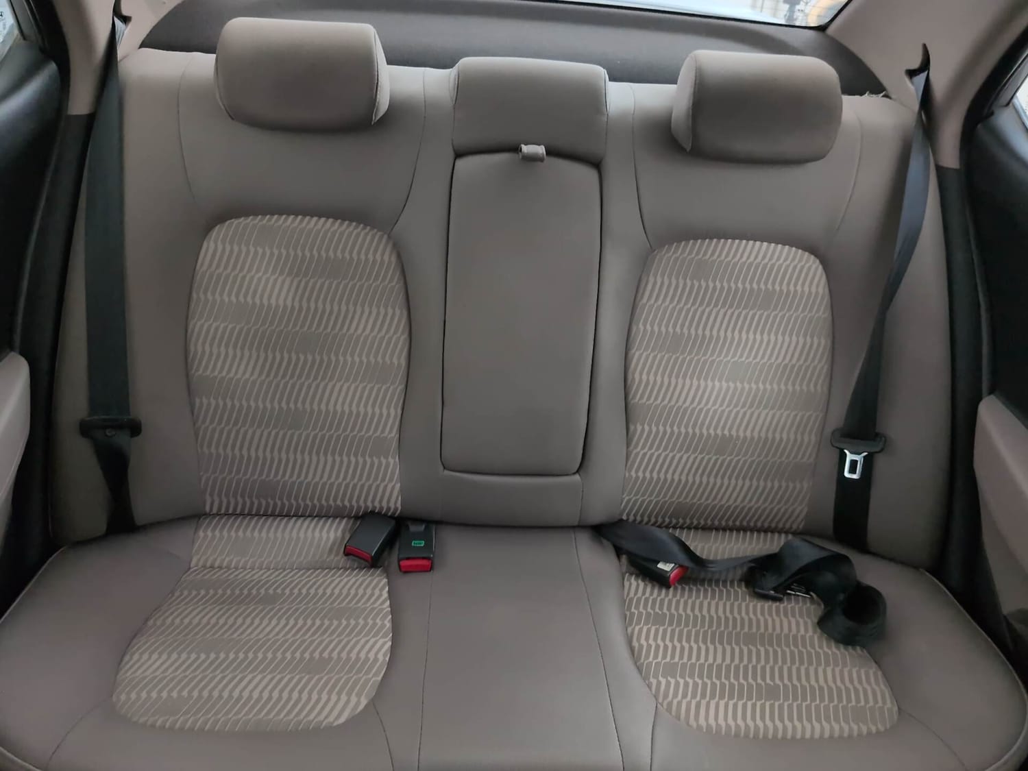 Used 2019 Hyundai Xcent S Petrol Manual interior REAR SEAT CONDITION VIEW