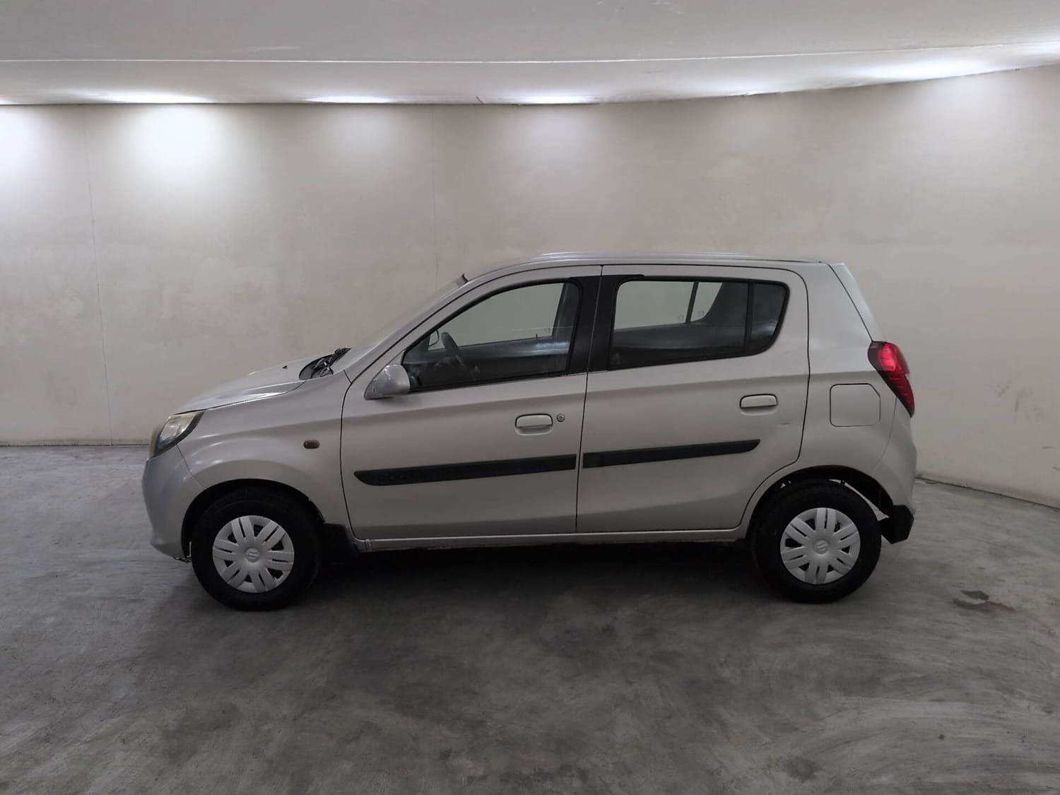 Used 2014 Maruti Suzuki Alto 800 Lxi Petrol Manual exterior LEFT SIDE VIEW