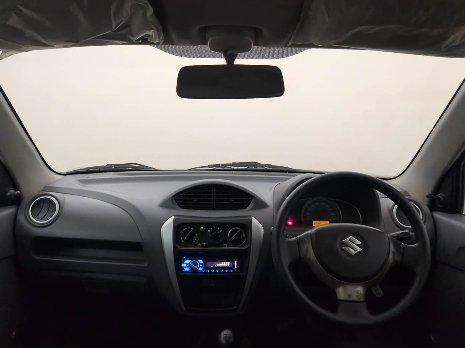 Used 2014 Maruti Suzuki Alto 800 Lxi Petrol Manual interior DASHBOARD VIEW