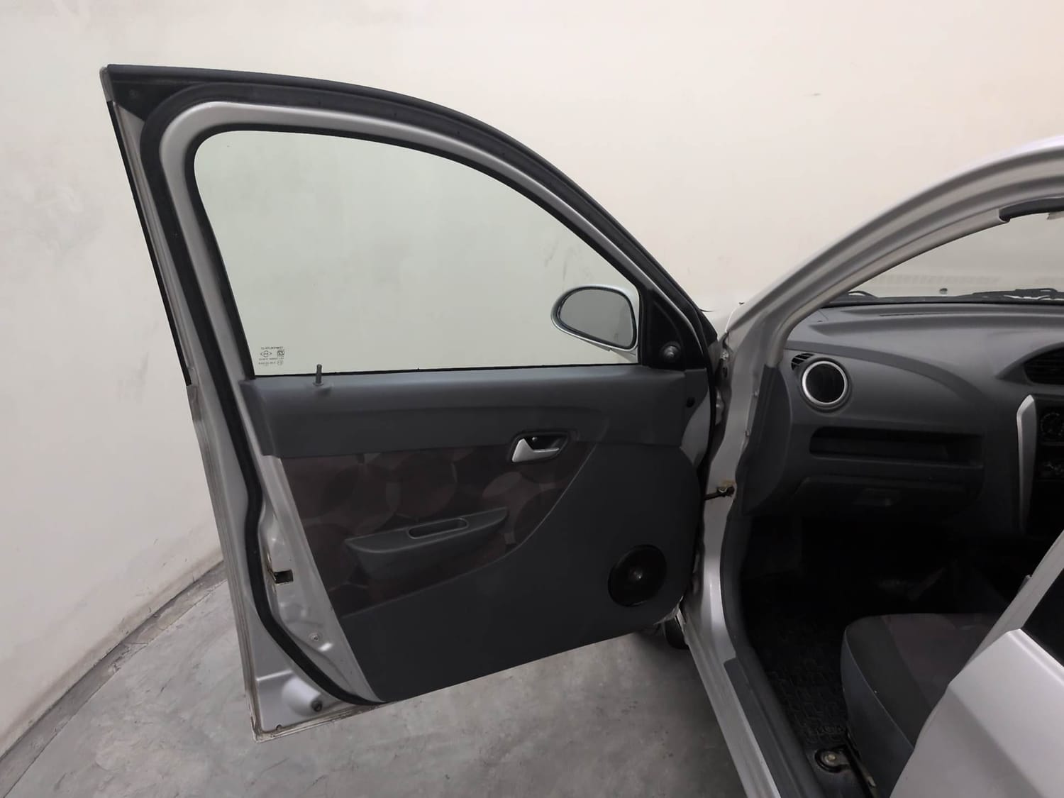 Used 2014 Maruti Suzuki Alto 800 Lxi Petrol Manual interior LEFT FRONT DOOR OPEN VIEW