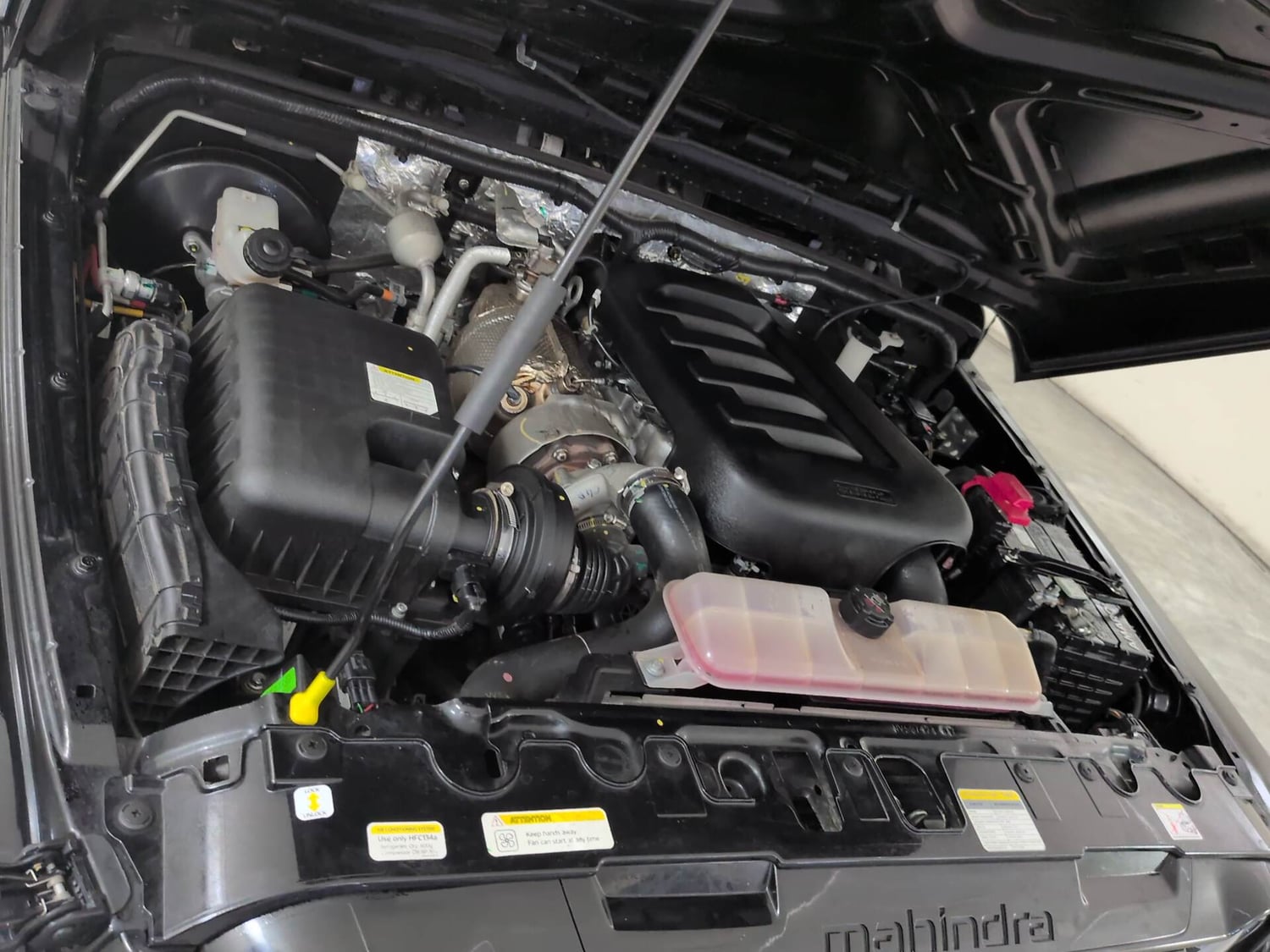 Used 2025 Mahindra Thar Roxx MX3 Diesel MT 2WD Diesel Manual engine ENGINE RIGHT SIDE VIEW