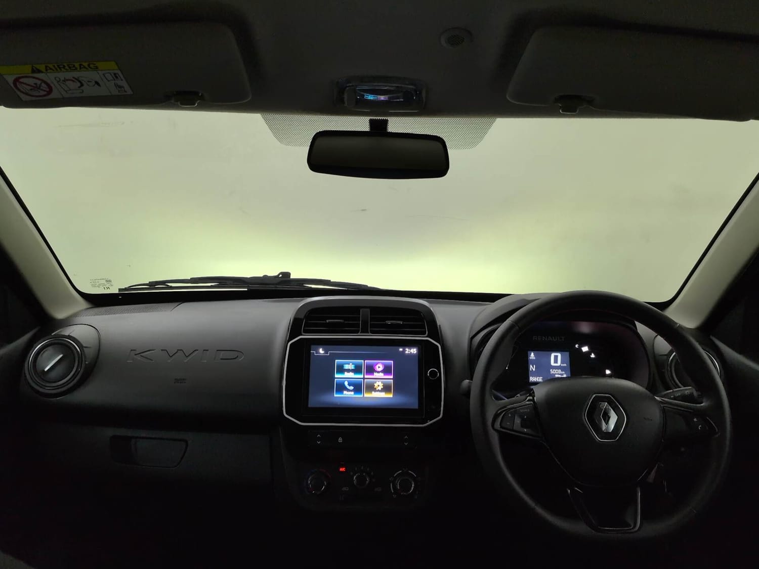 Used 2024 Renault Kwid CLIMBER 1.0 AMT Petrol Automatic interior DASHBOARD VIEW