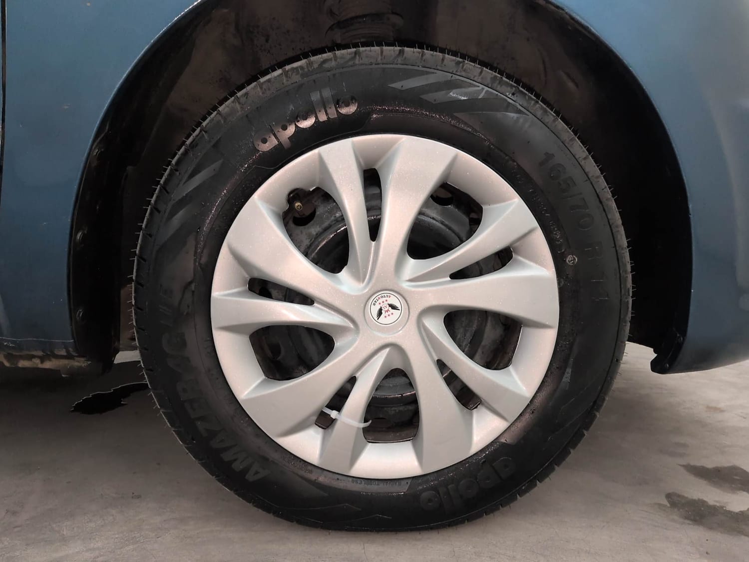 Used 2016 Nissan Micra Active XV Safety Pack Petrol Manual tyres RIGHT FRONT TYRE RIM VIEW