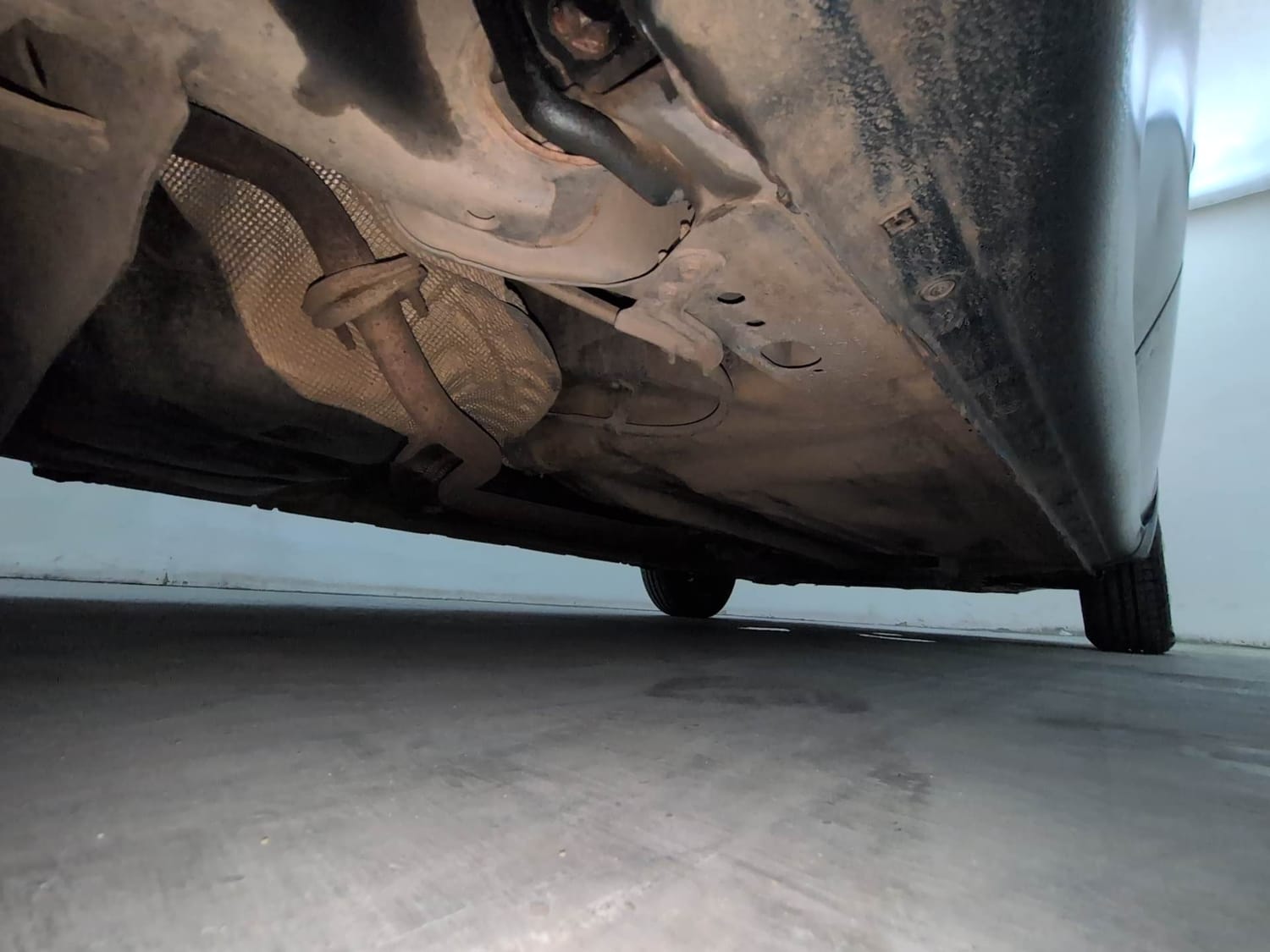 Used 2016 Nissan Micra Active XV Safety Pack Petrol Manual extra REAR RIGHT UNDERBODY VIEW