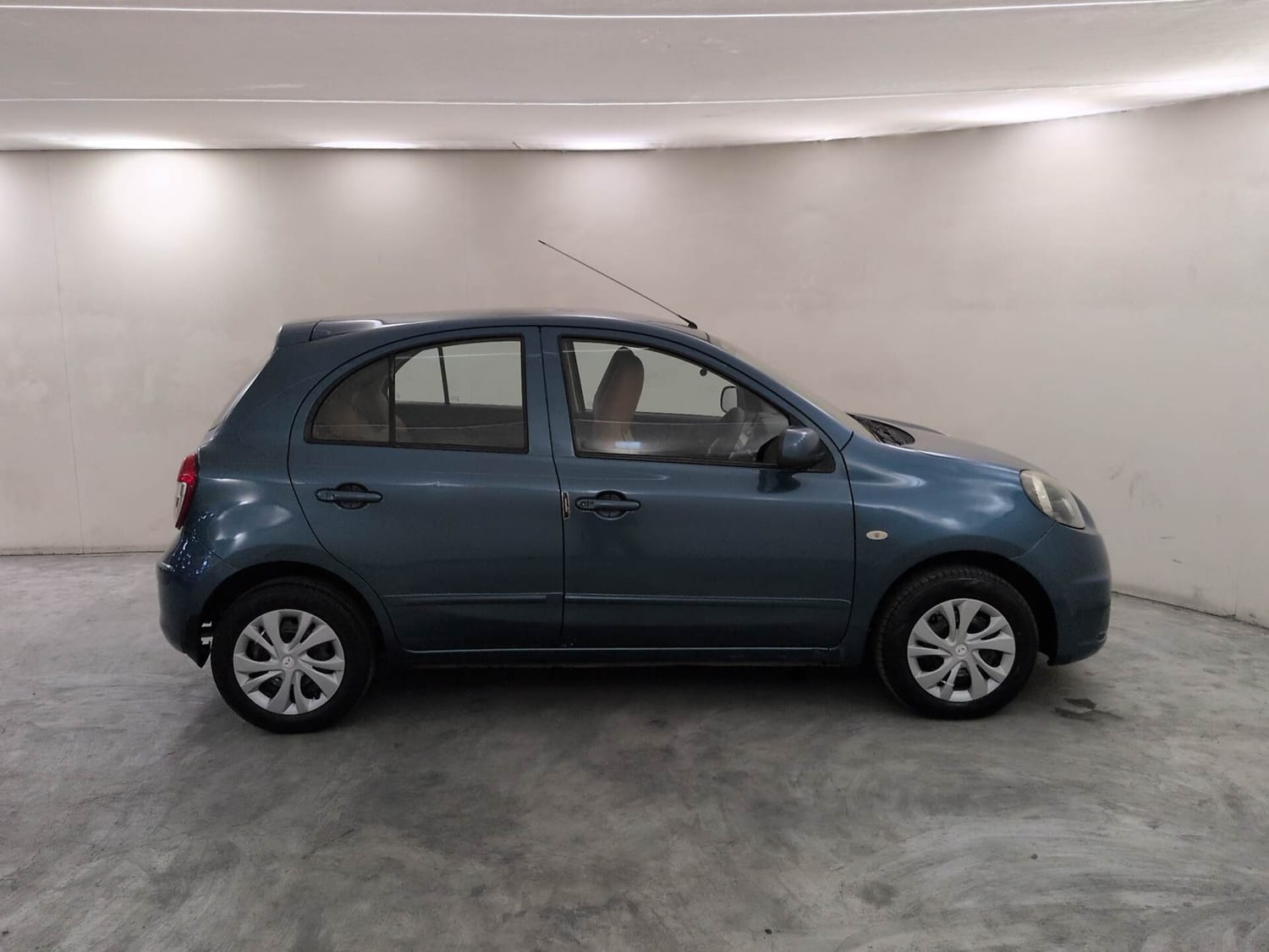 Used 2016 Nissan Micra Active XV Safety Pack Petrol Manual exterior RIGHT SIDE VIEW
