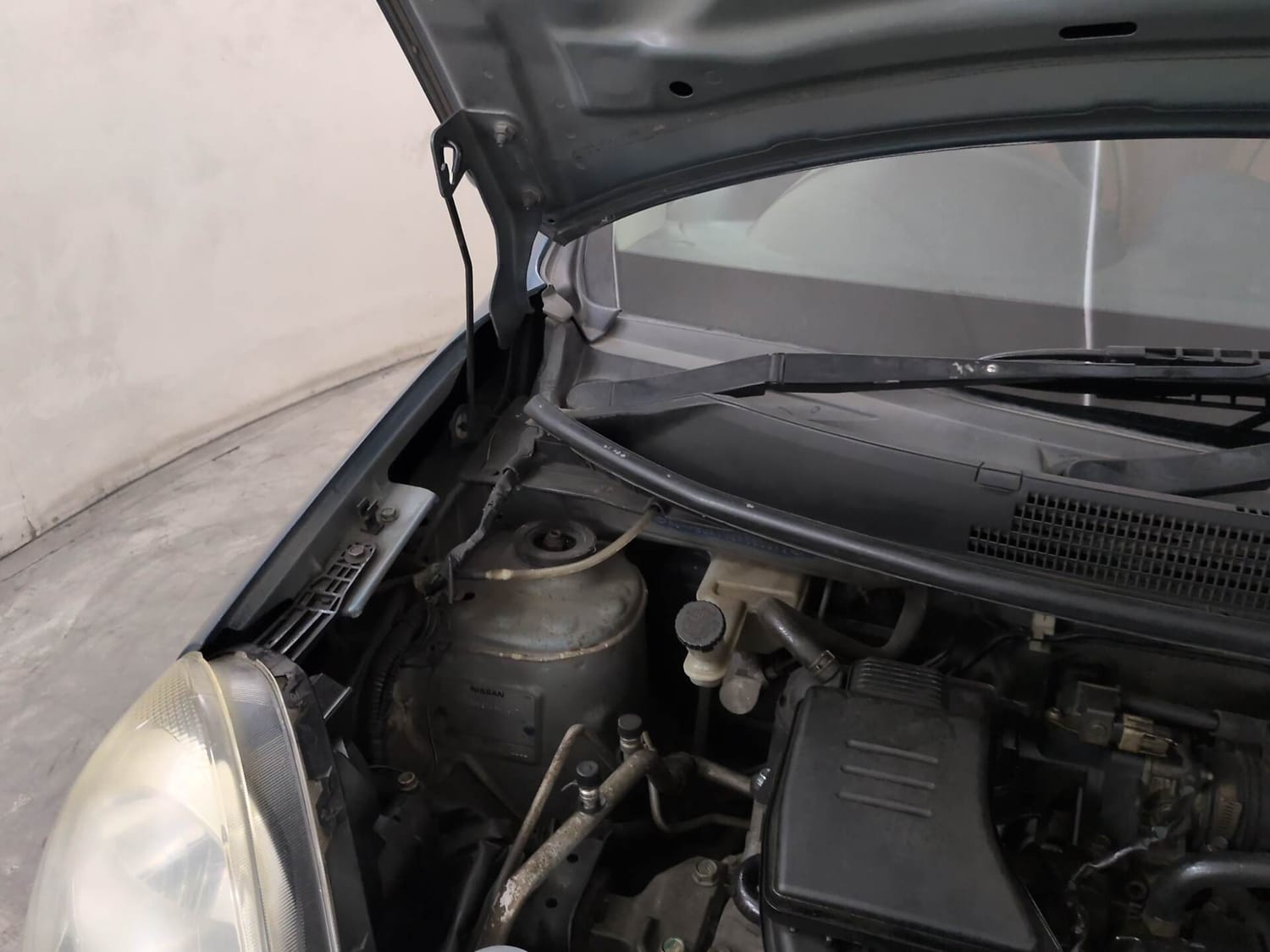 Used 2016 Nissan Micra Active XV Safety Pack Petrol Manual engine ENGINE RIGHT SIDE HINGE & APRON VIEW