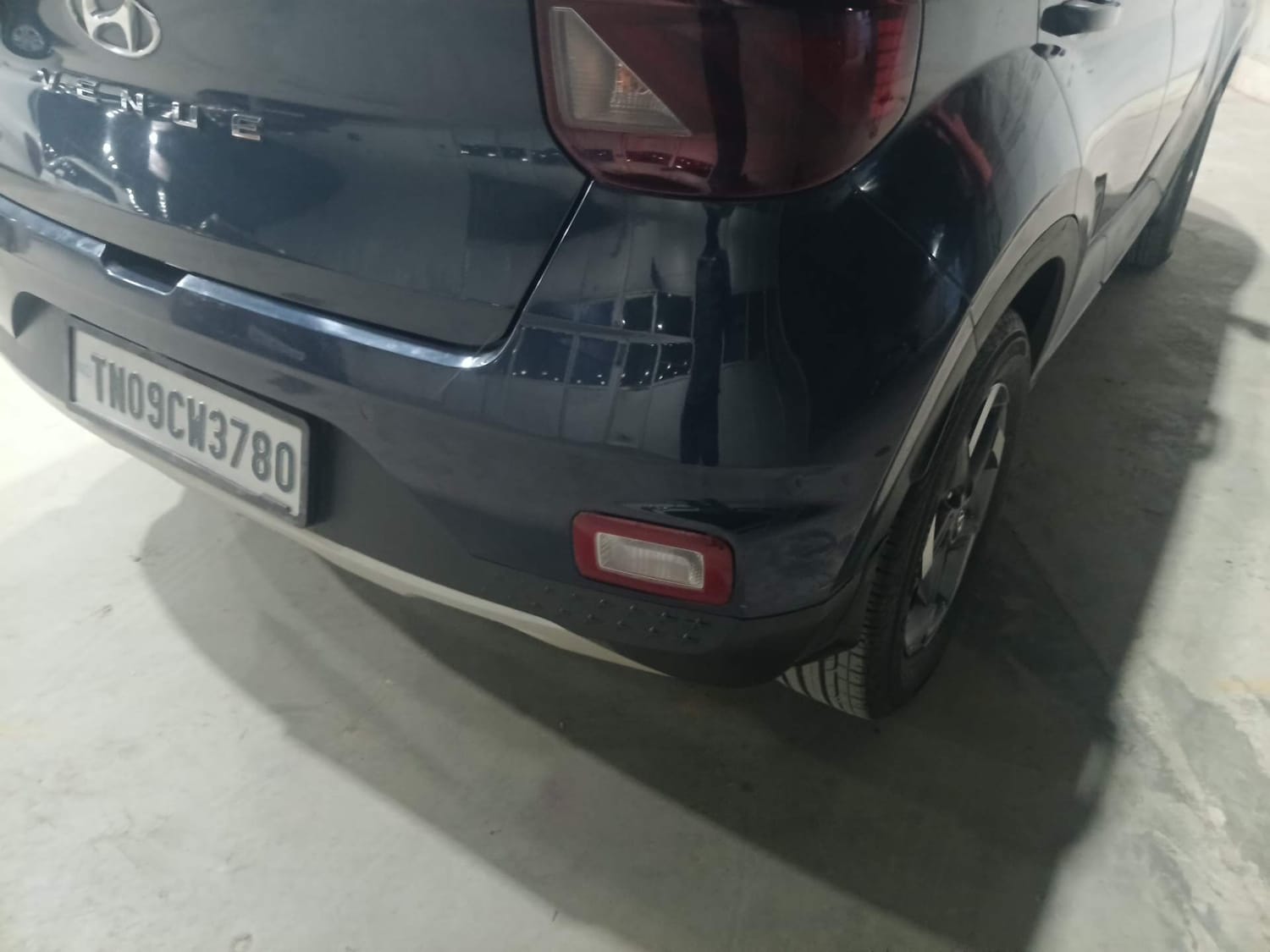 Used 2021 Hyundai Venue SX 1.5 CRDi Diesel Manual dents MINOR SCRATCH