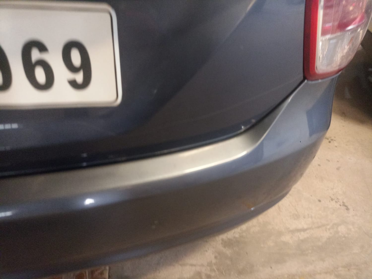 Used 2016 Hyundai Xcent SX 1.2 Petrol Manual dents MINOR SCRATCH