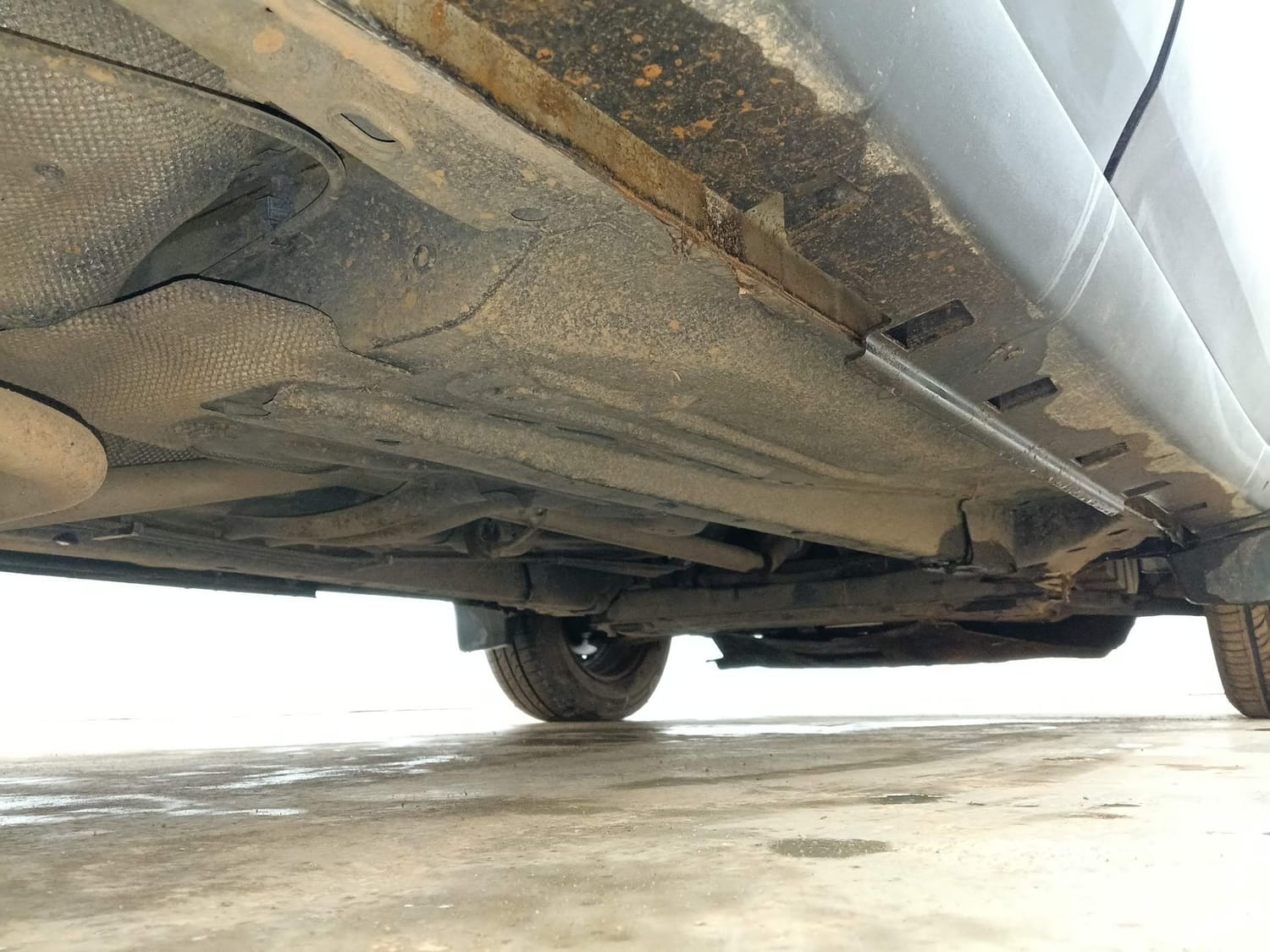 Used 2016 Ford EcoSport Trend 1.5L TDCi Diesel Manual extra REAR RIGHT UNDERBODY VIEW