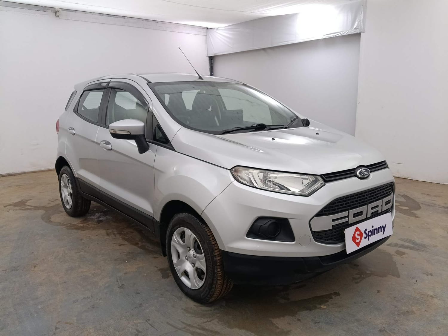 Used 2016 Ford EcoSport Trend 1.5L TDCi Diesel Manual exterior RIGHT FRONT CORNER VIEW