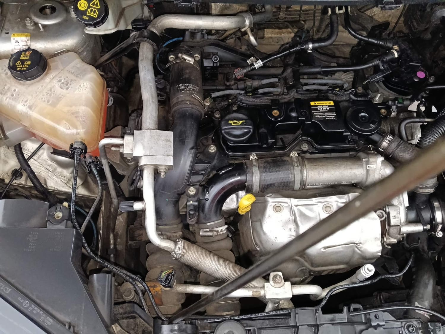 Used 2016 Ford EcoSport Trend 1.5L TDCi Diesel Manual engine ENGINE RIGHT SIDE VIEW