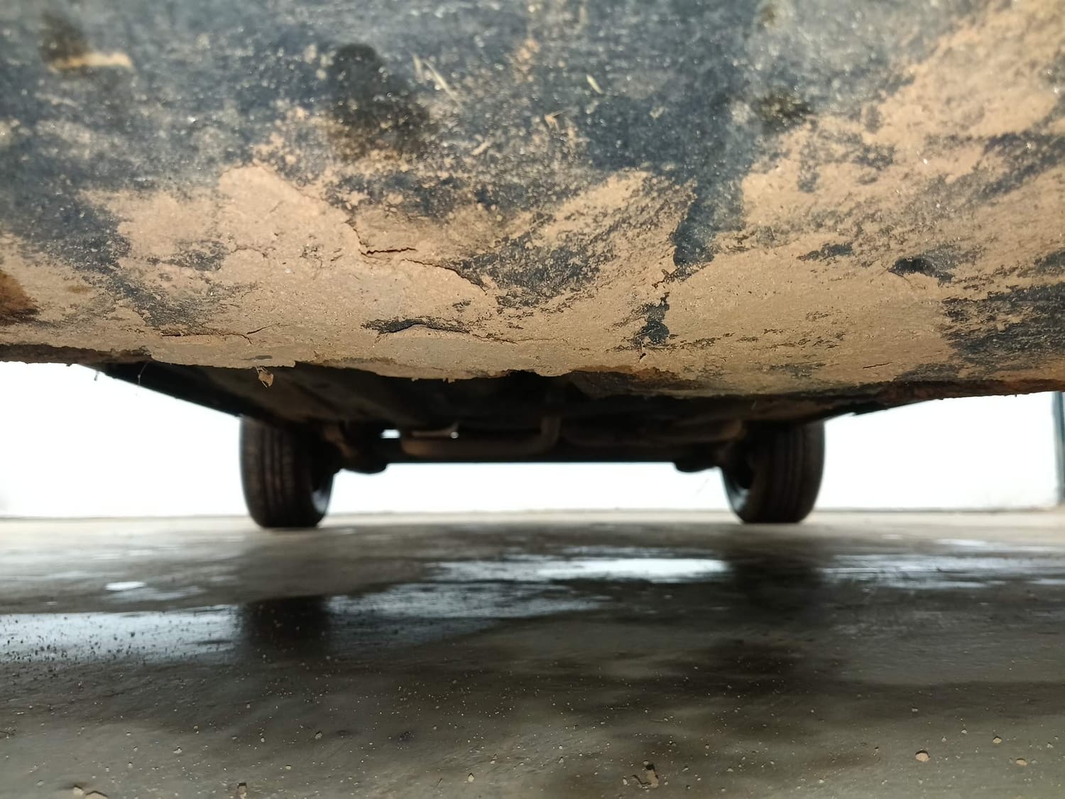Used 2016 Ford EcoSport Trend 1.5L TDCi Diesel Manual extra FRONT LEFT UNDERBODY VIEW