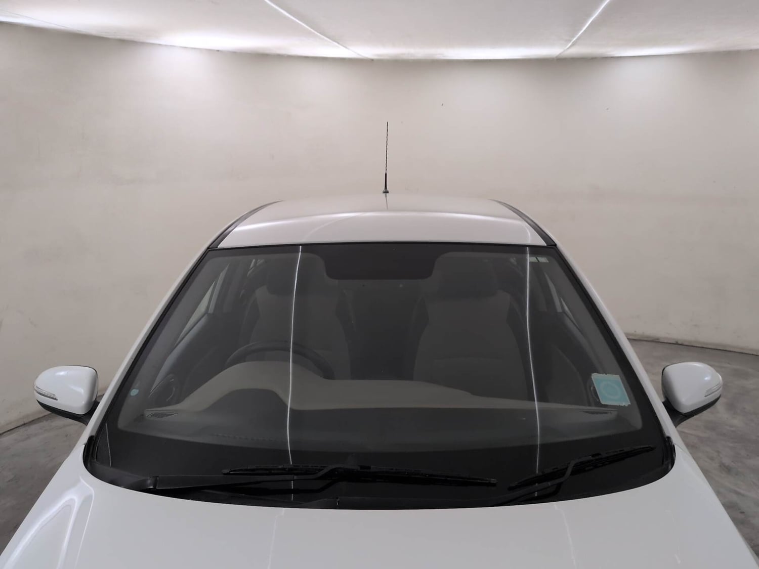Used 2016 Hyundai Elite i20 Sportz 1.2 Petrol Manual exterior FRONT WINDSHIELD VIEW