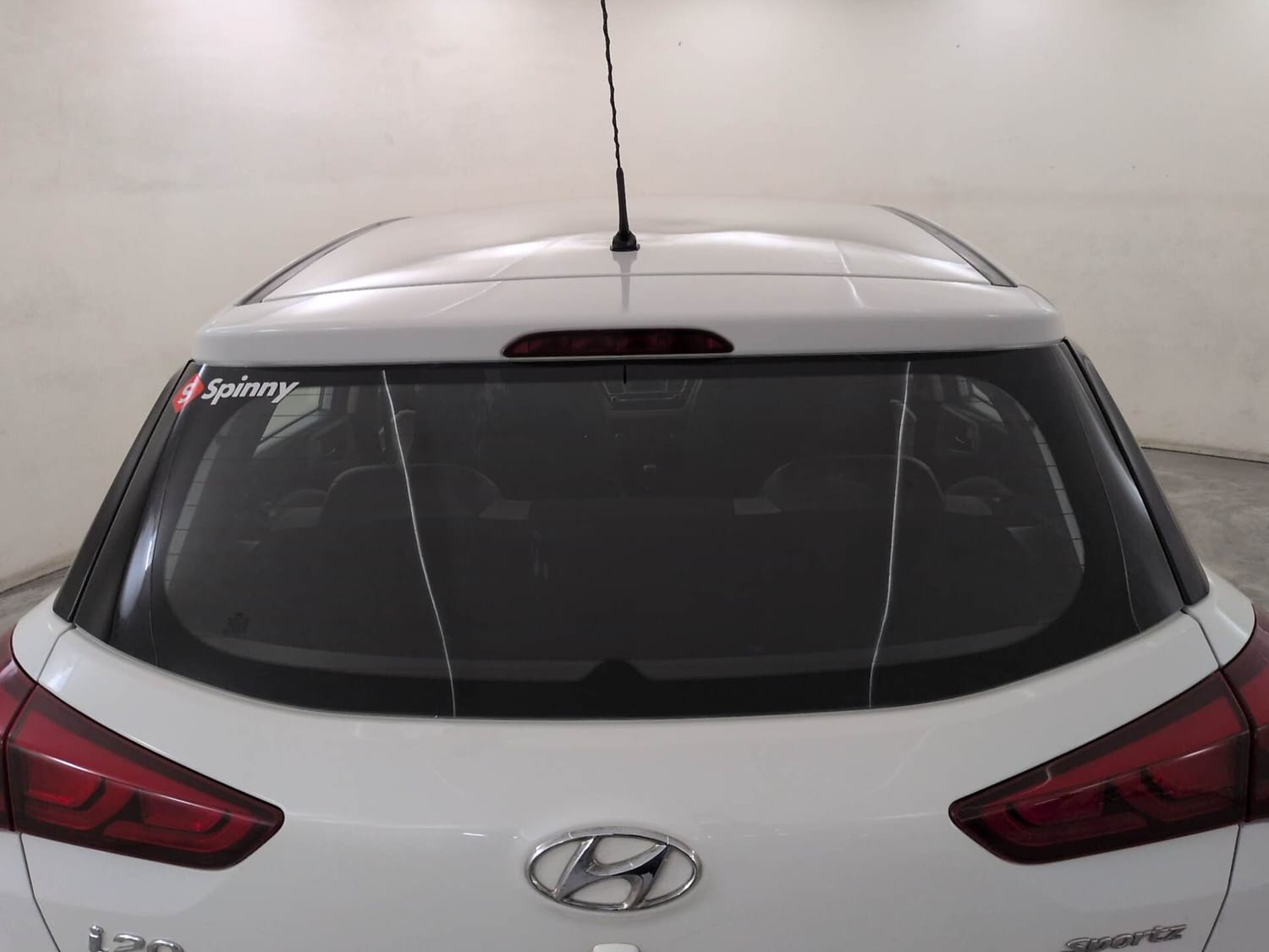 Used 2016 Hyundai Elite i20 Sportz 1.2 Petrol Manual exterior BACK WINDSHIELD VIEW