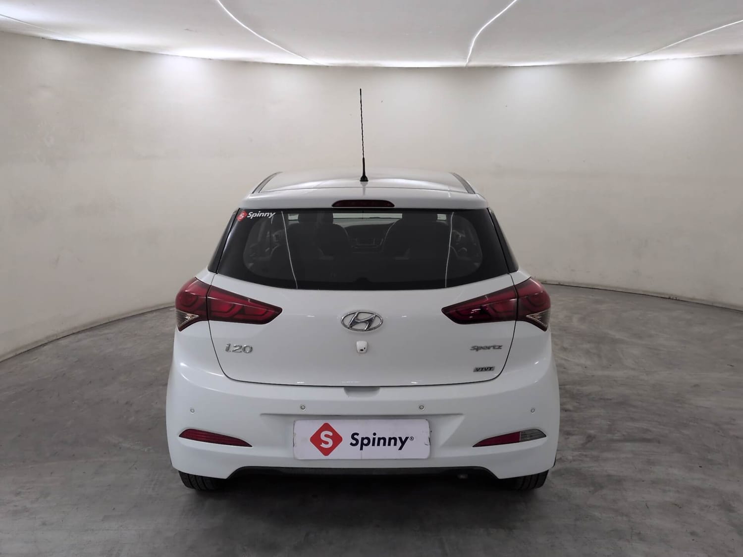 Used 2016 Hyundai Elite i20 Sportz 1.2 Petrol Manual exterior BACK VIEW