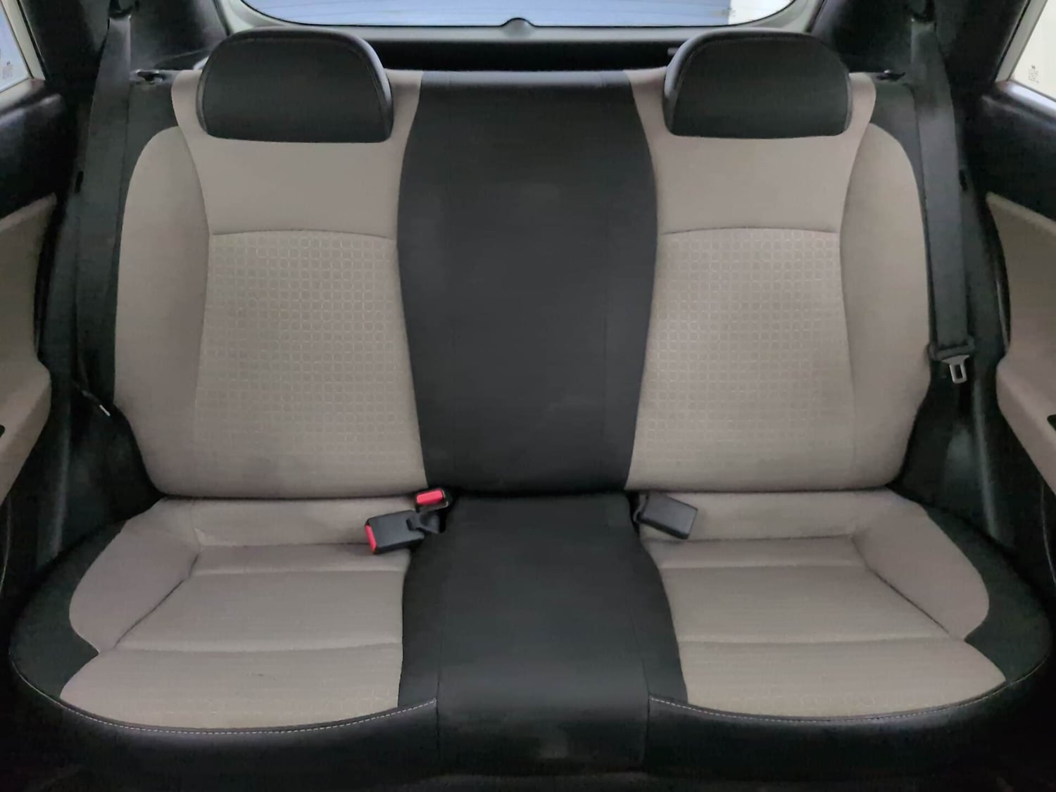 Used 2016 Hyundai Elite i20 Sportz 1.2 Petrol Manual interior REAR SEAT CONDITION VIEW