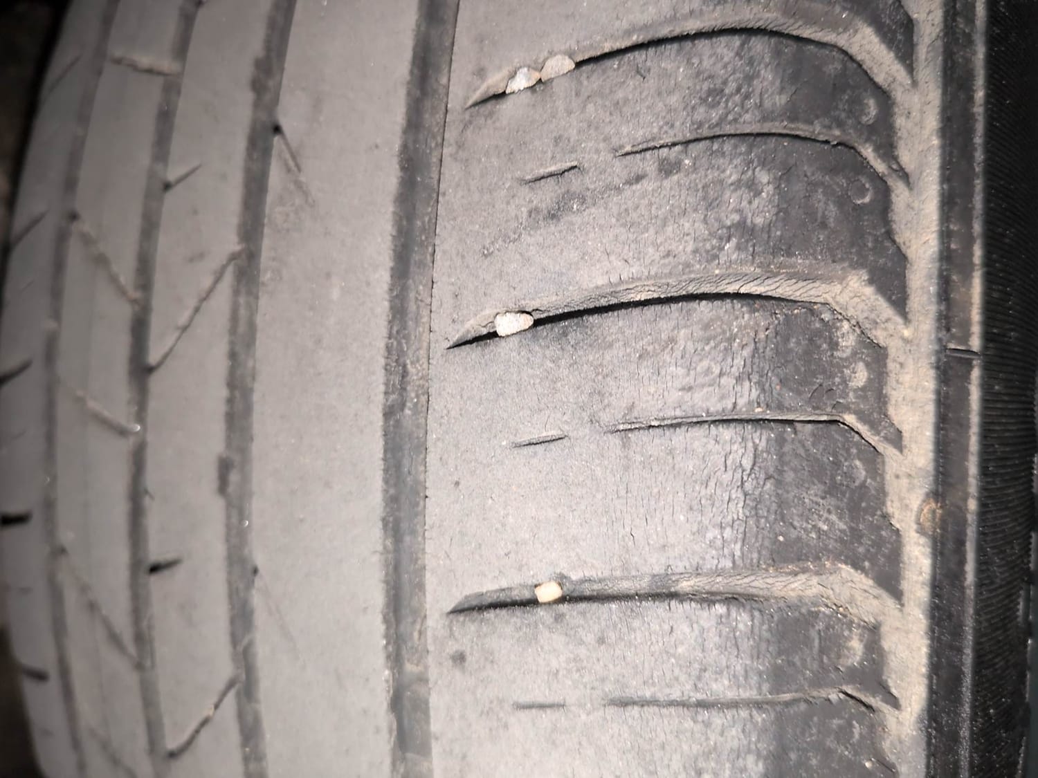 Used 2016 Hyundai i20 Active 1.2 SX Petrol Manual tyres LEFT REAR TYRE TREAD VIEW