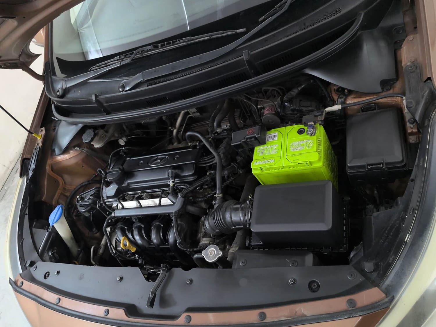 Used 2016 Hyundai i20 Active 1.2 SX Petrol Manual engine ENGINE LEFT SIDE VIEW