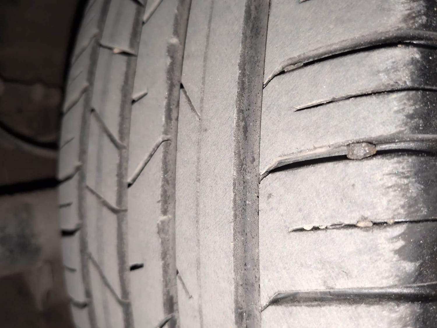 Used 2016 Hyundai i20 Active 1.2 SX Petrol Manual tyres LEFT FRONT TYRE TREAD VIEW