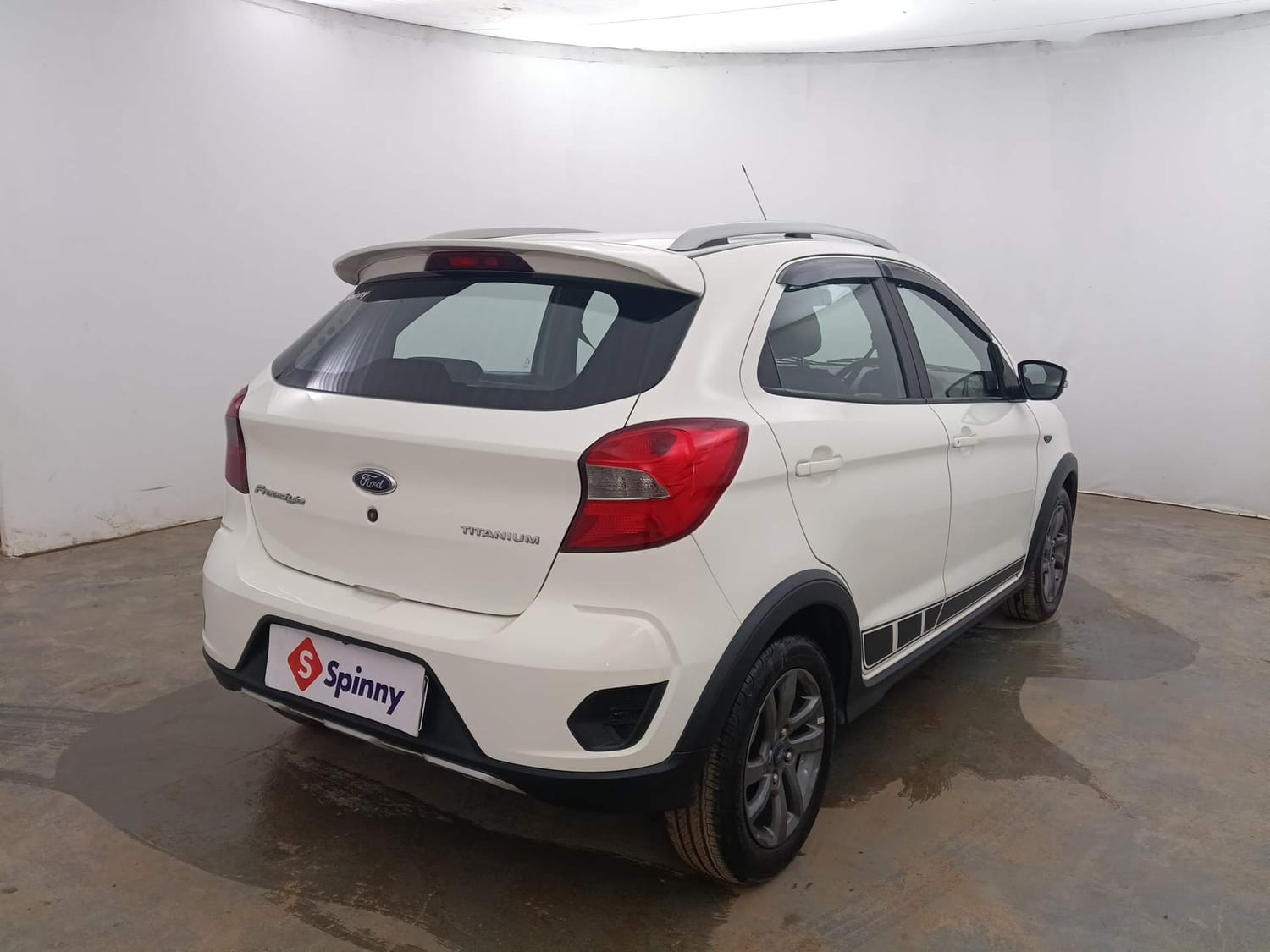 Used 2021 Ford Freestyle Titanium 1.2 Ti-VCT Petrol Manual exterior RIGHT REAR CORNER VIEW