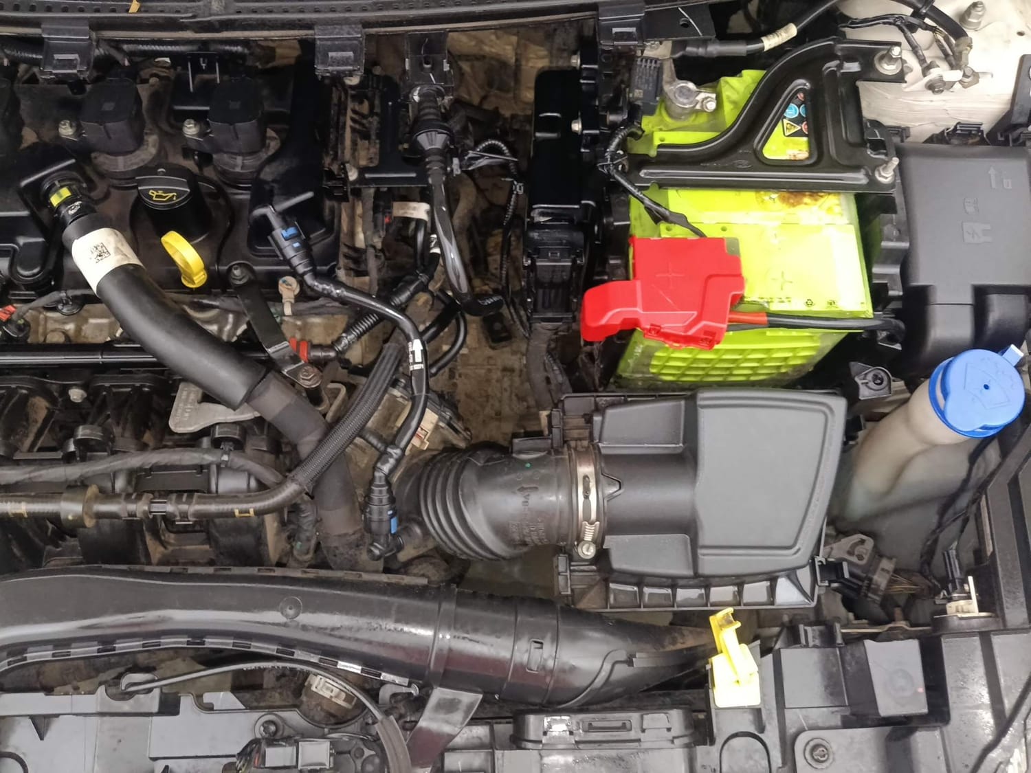 Used 2021 Ford Freestyle Titanium 1.2 Ti-VCT Petrol Manual engine ENGINE LEFT SIDE VIEW