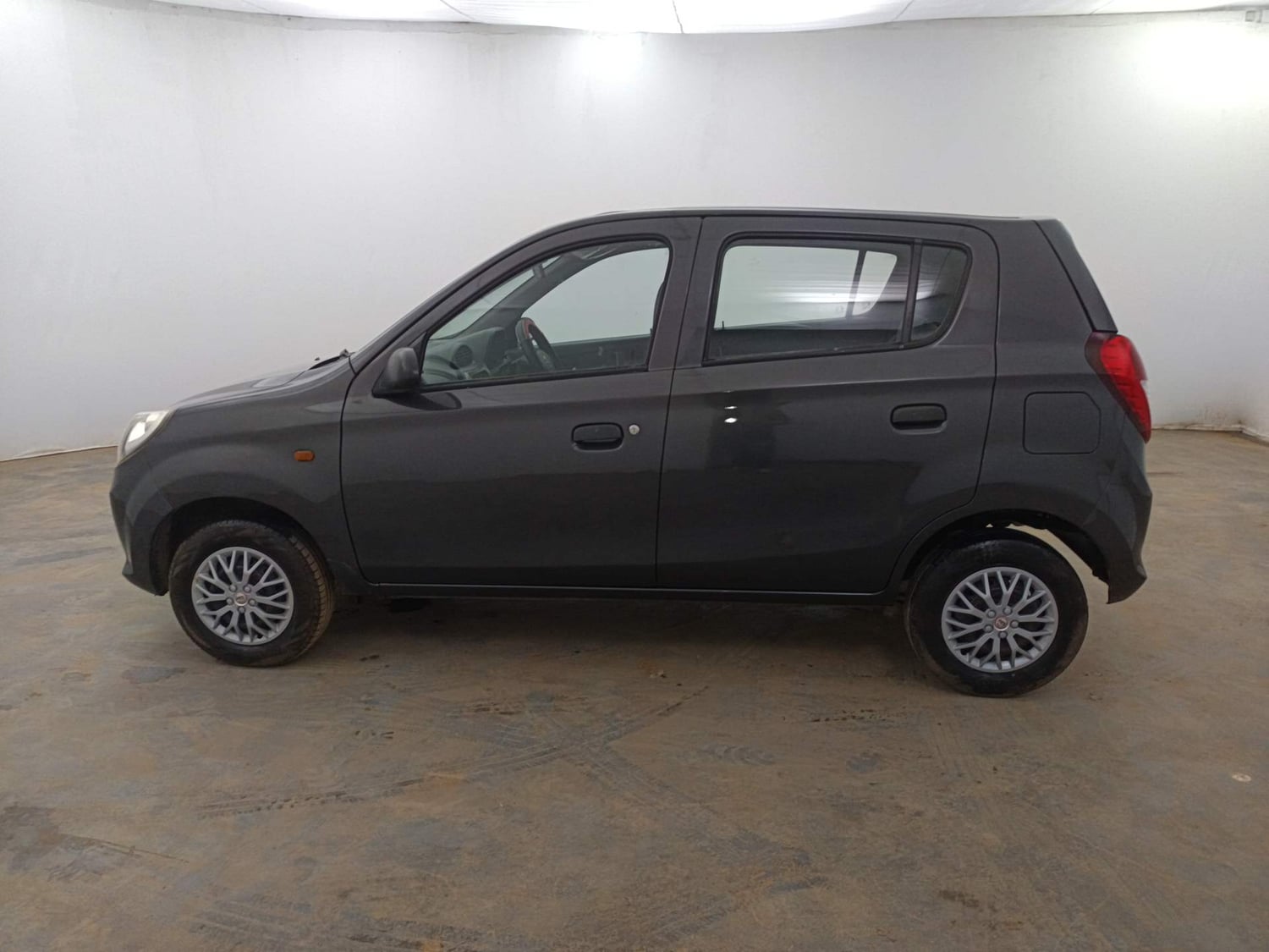 Used 2016 Maruti Suzuki Alto 800 Lxi Petrol Manual exterior LEFT SIDE VIEW