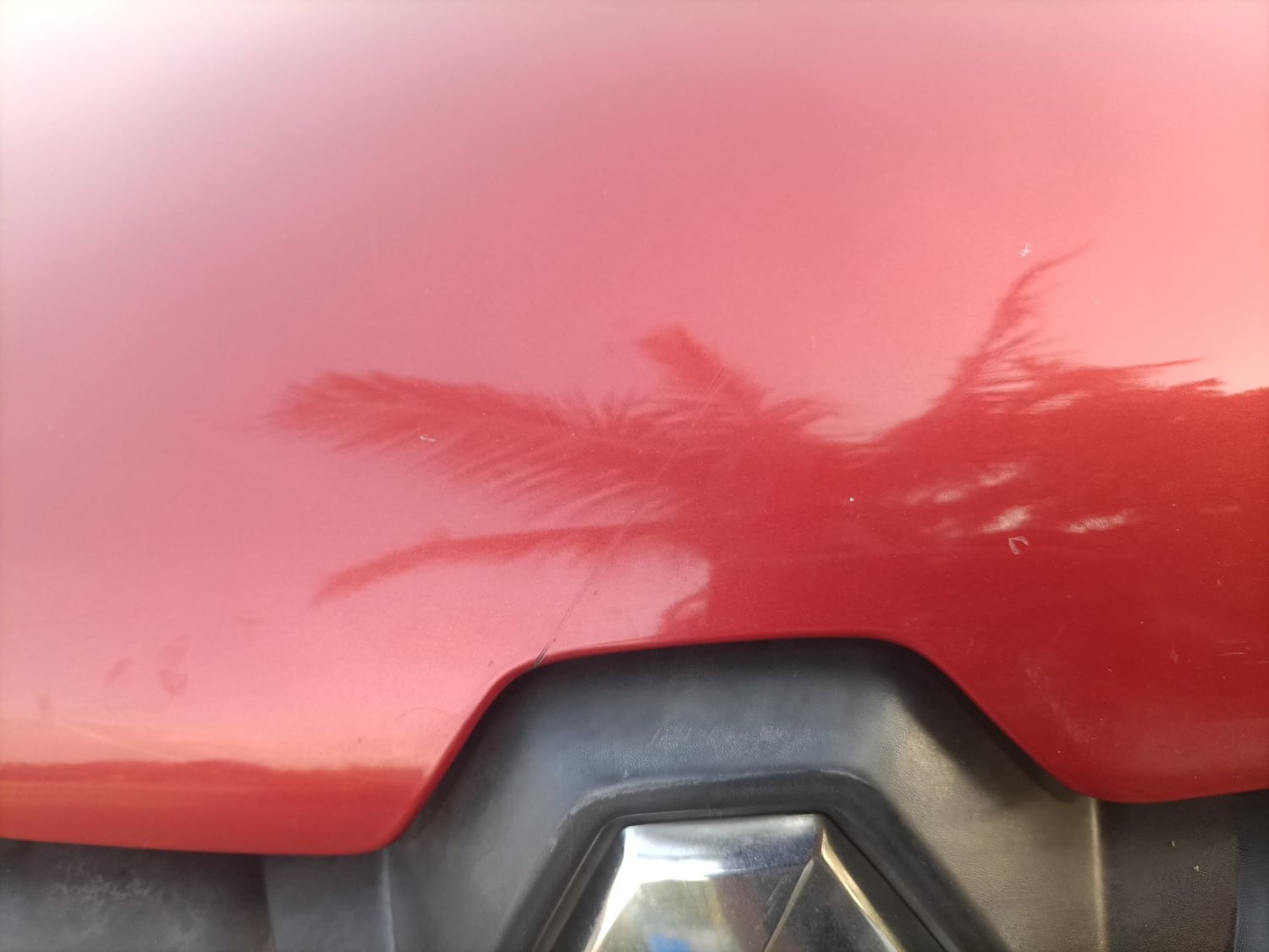 Used 2016 Renault Kwid RXT Petrol Manual dents MINOR SCRATCH