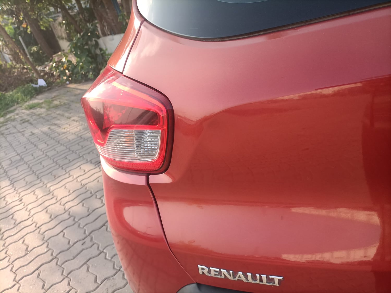 Used 2016 Renault Kwid RXT Petrol Manual dents MINOR DENT