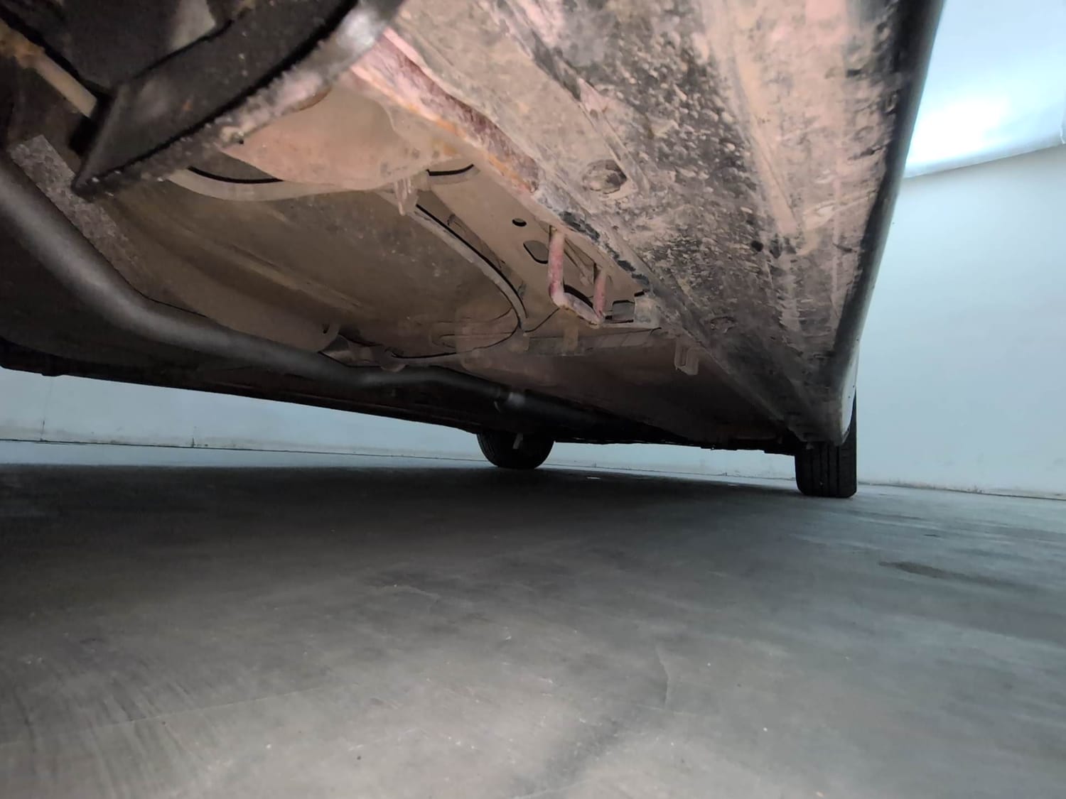 Used 2020 Maruti Suzuki Ciaz S 1.5 MT Petrol Manual extra REAR RIGHT UNDERBODY VIEW